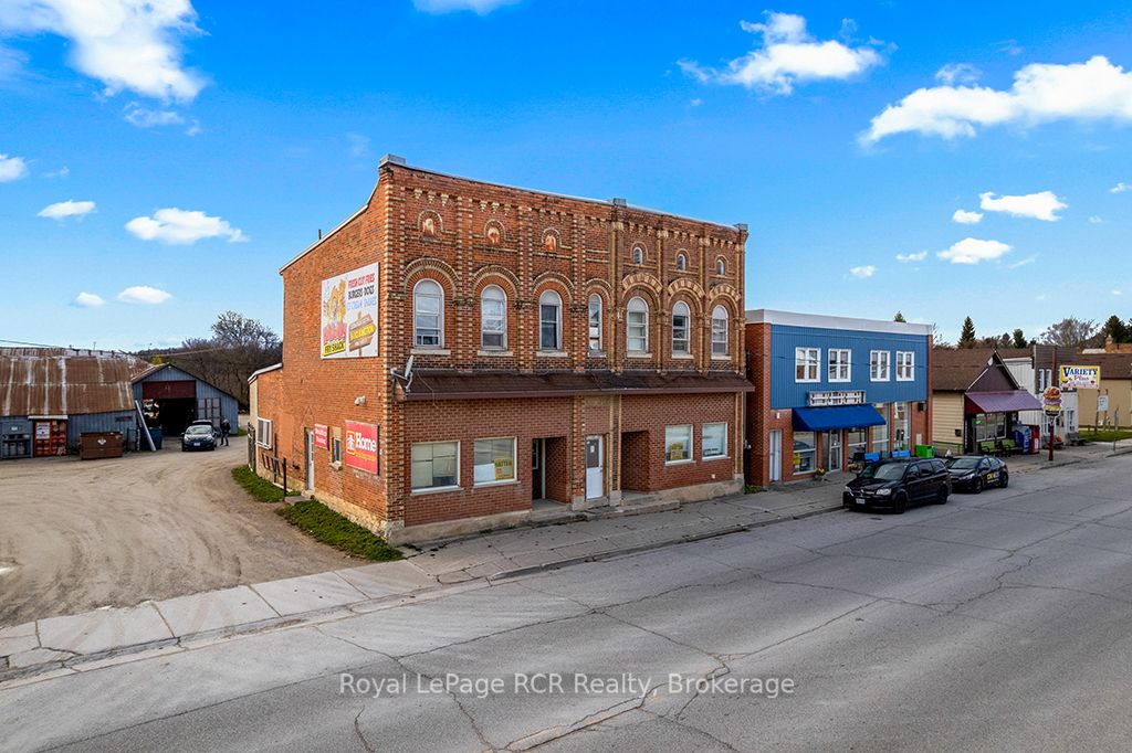 260/248 N Garafraxa Street N Property Photo 18