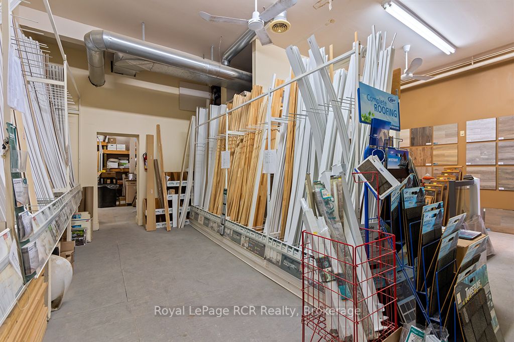 260/248 N Garafraxa Street N Property Photo 25