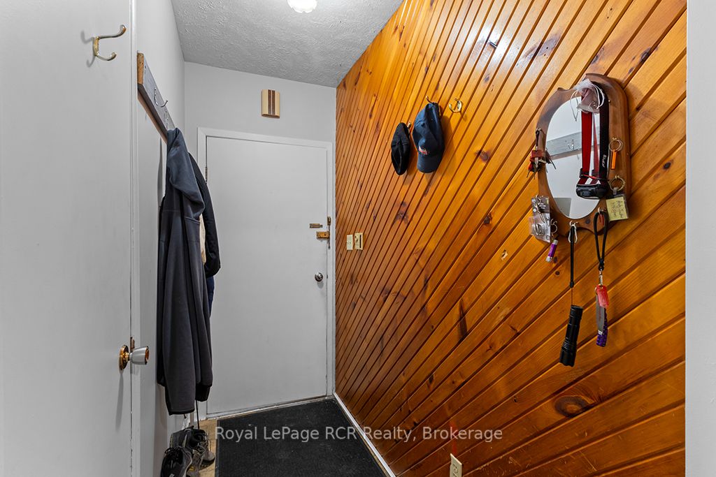 260/248 N Garafraxa Street N Property Photo 27