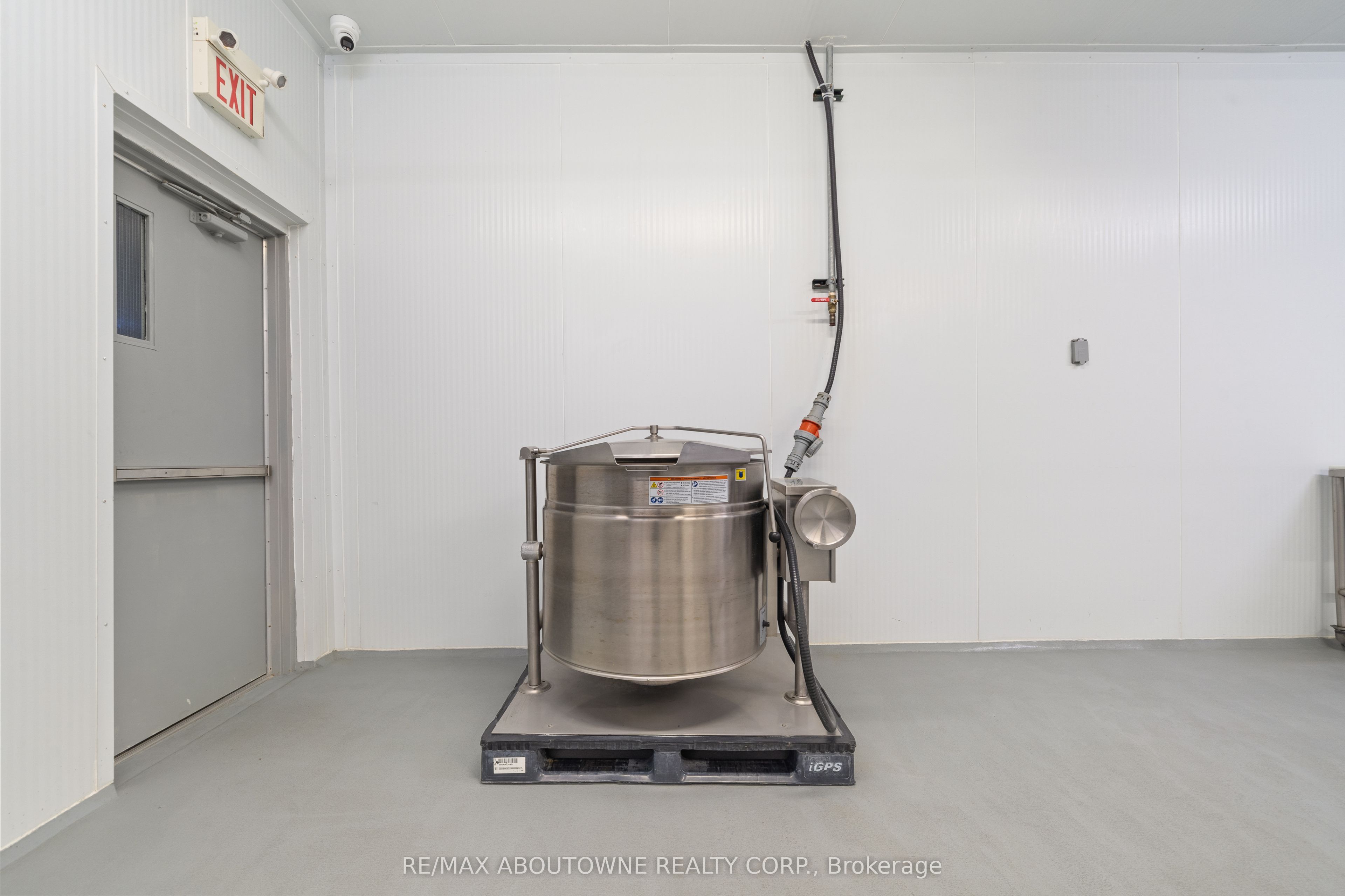 842 Hamilton Rd Property Photo 23