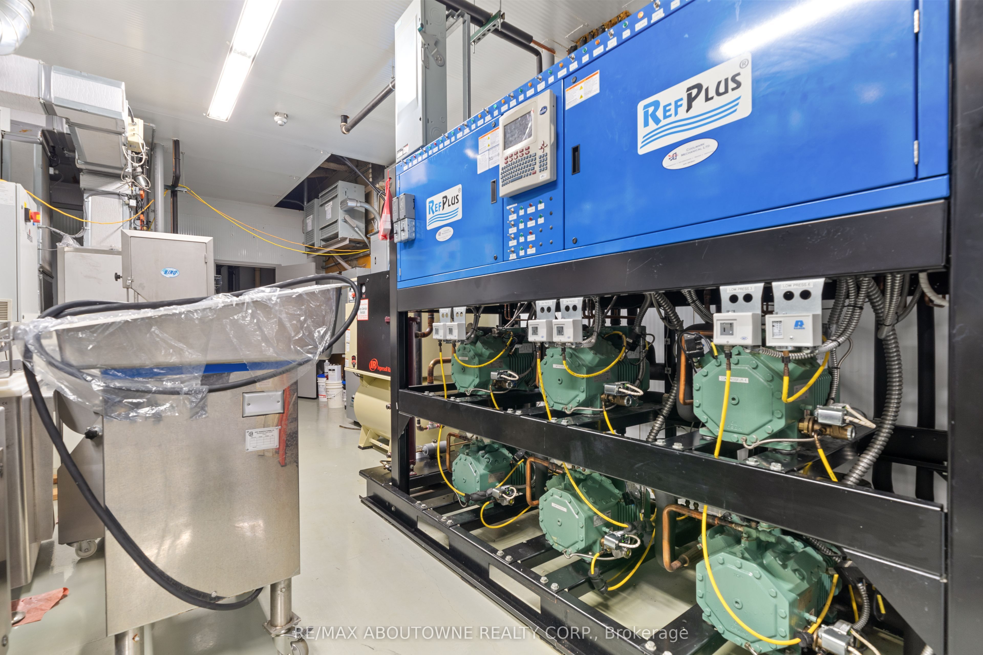 842 Hamilton Rd Property Photo 29