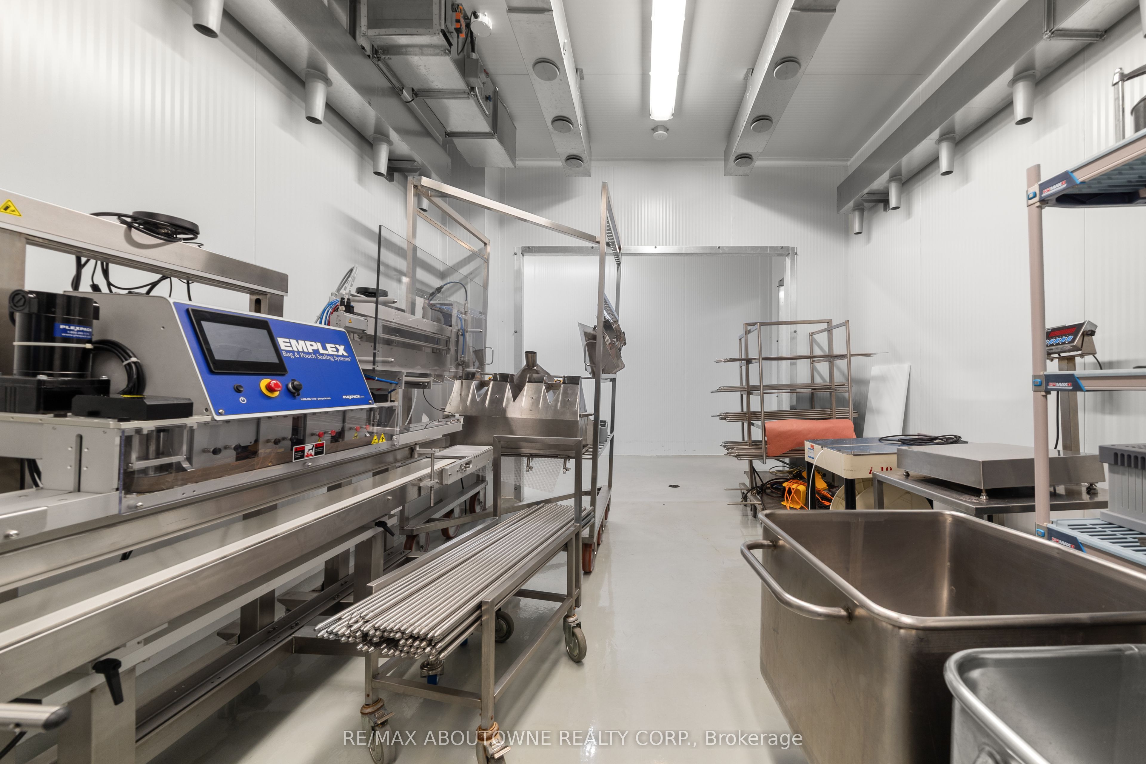 842 Hamilton Rd Property Photo 42