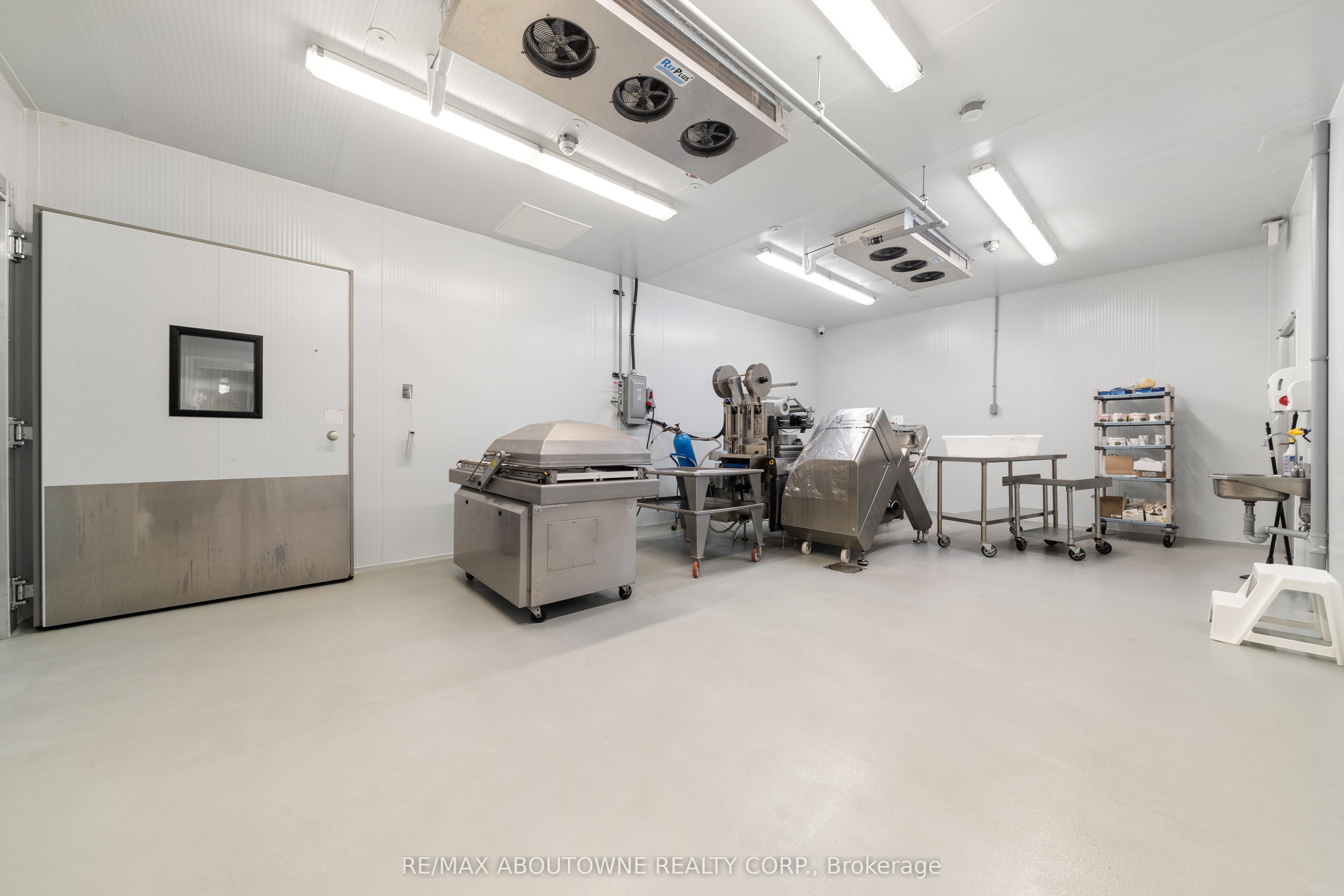 842 Hamilton Rd Property Photo 44