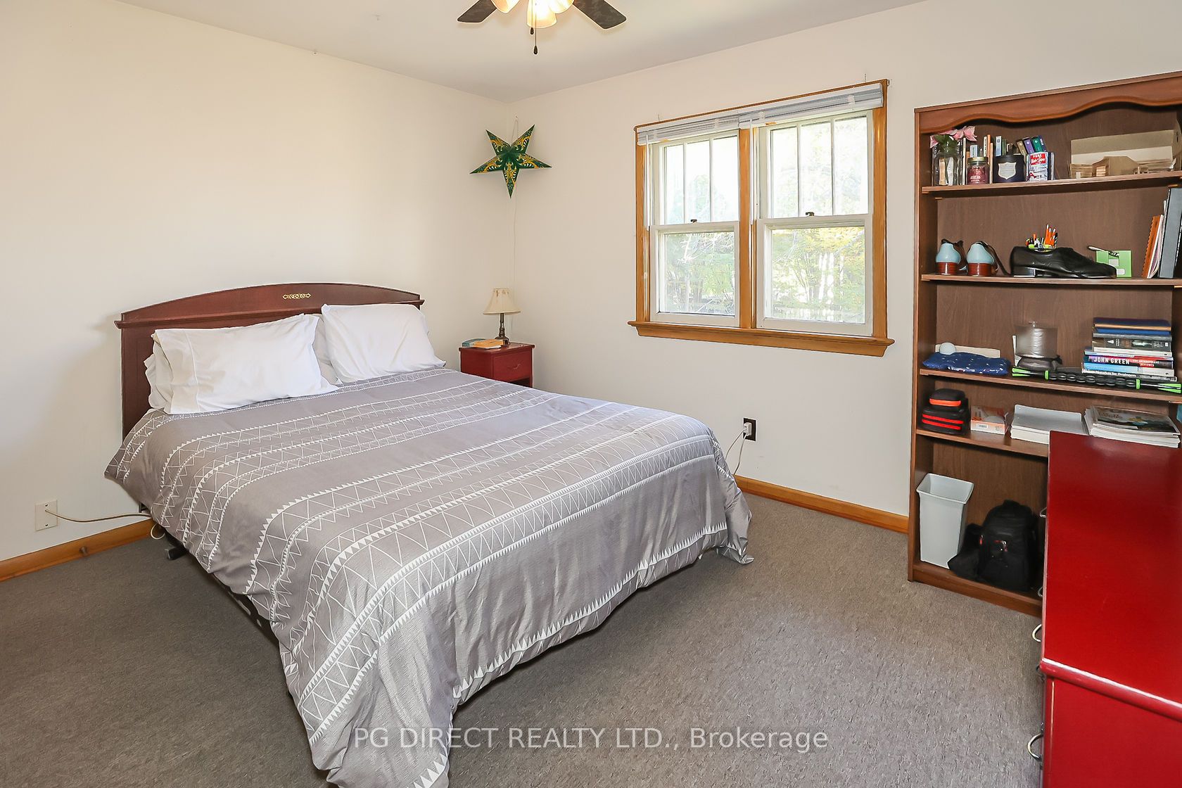 557 Mississagua Street Property Photo 7