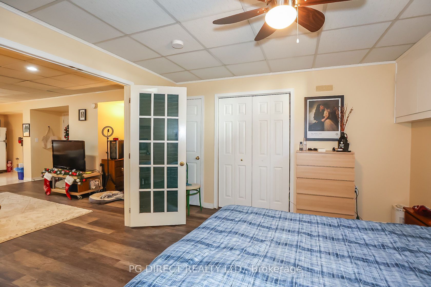 557 Mississagua Street Property Photo 16