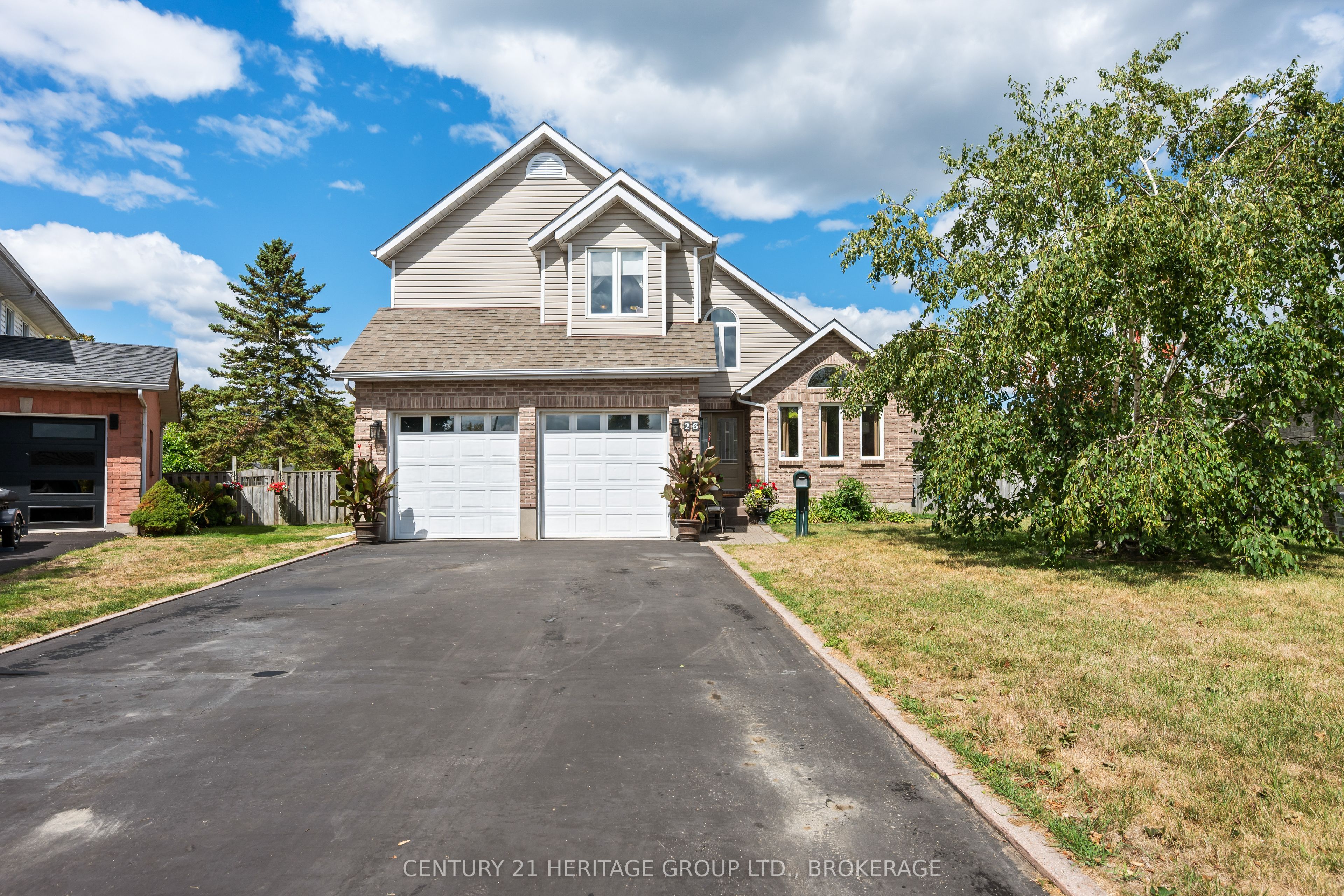 26 Miller Pl Property Photo 1