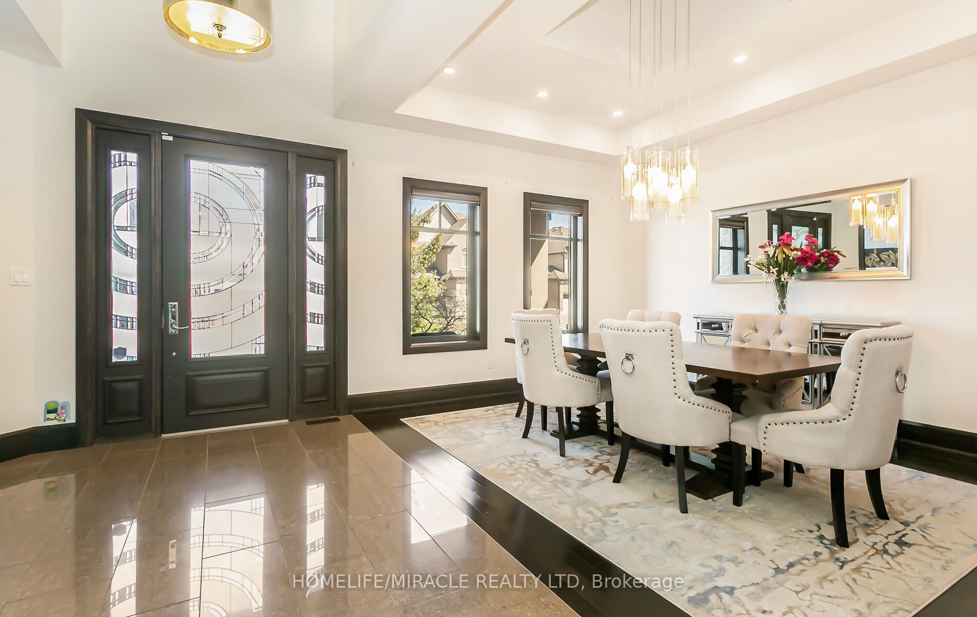 24 Jacob Gingrich Drive Property Photo 3