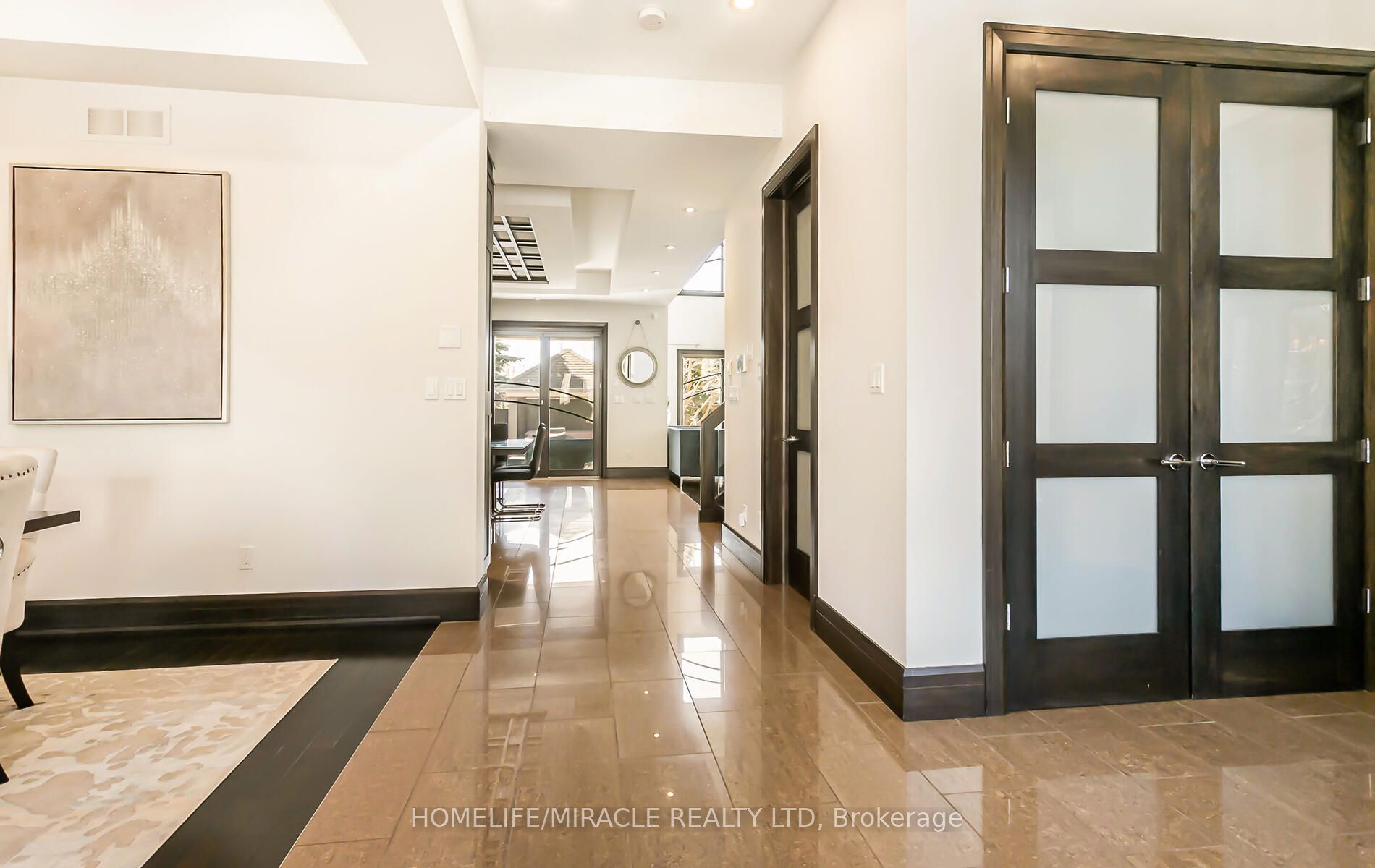 24 Jacob Gingrich Drive Property Photo 6