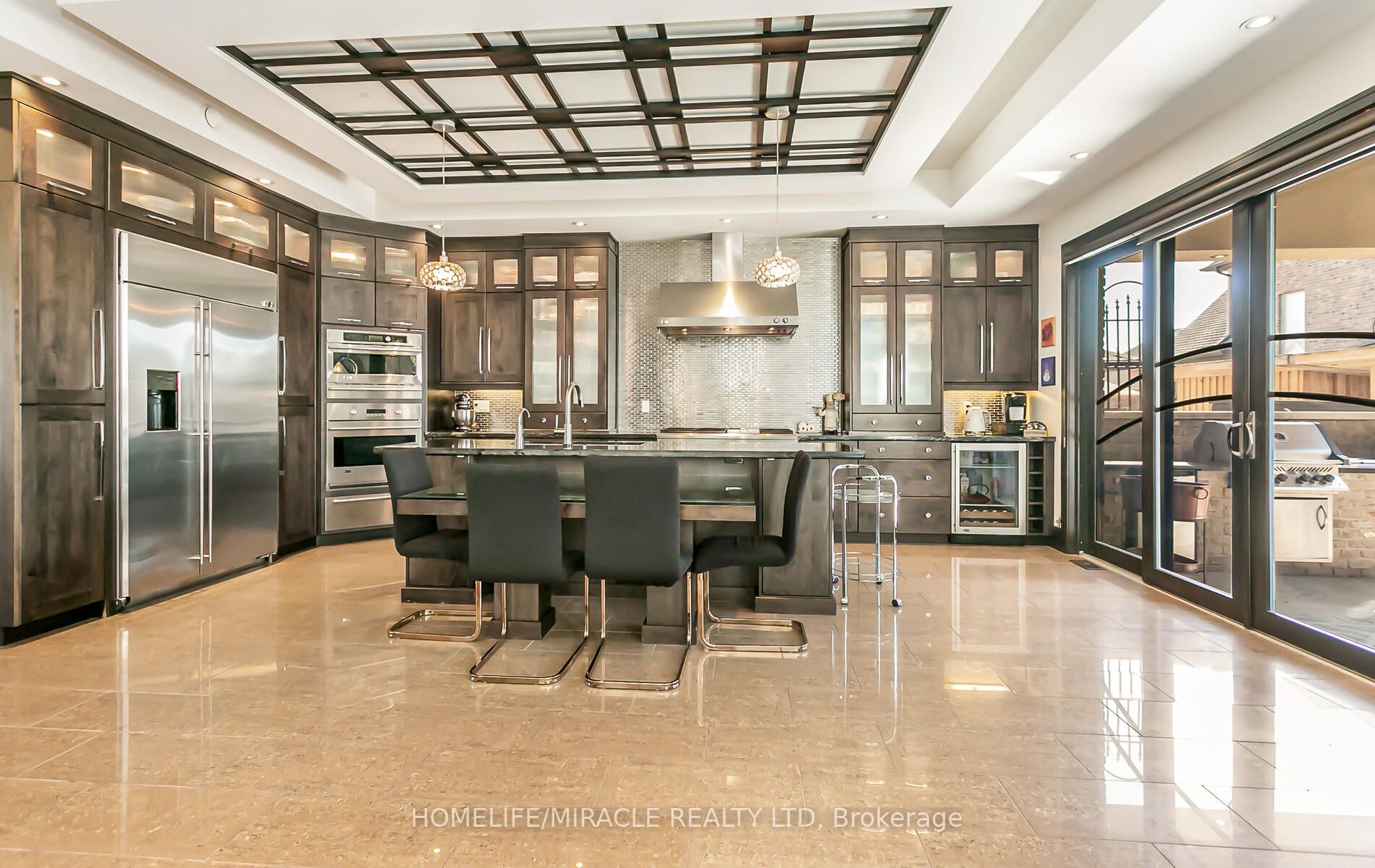 24 Jacob Gingrich Drive Property Photo 11