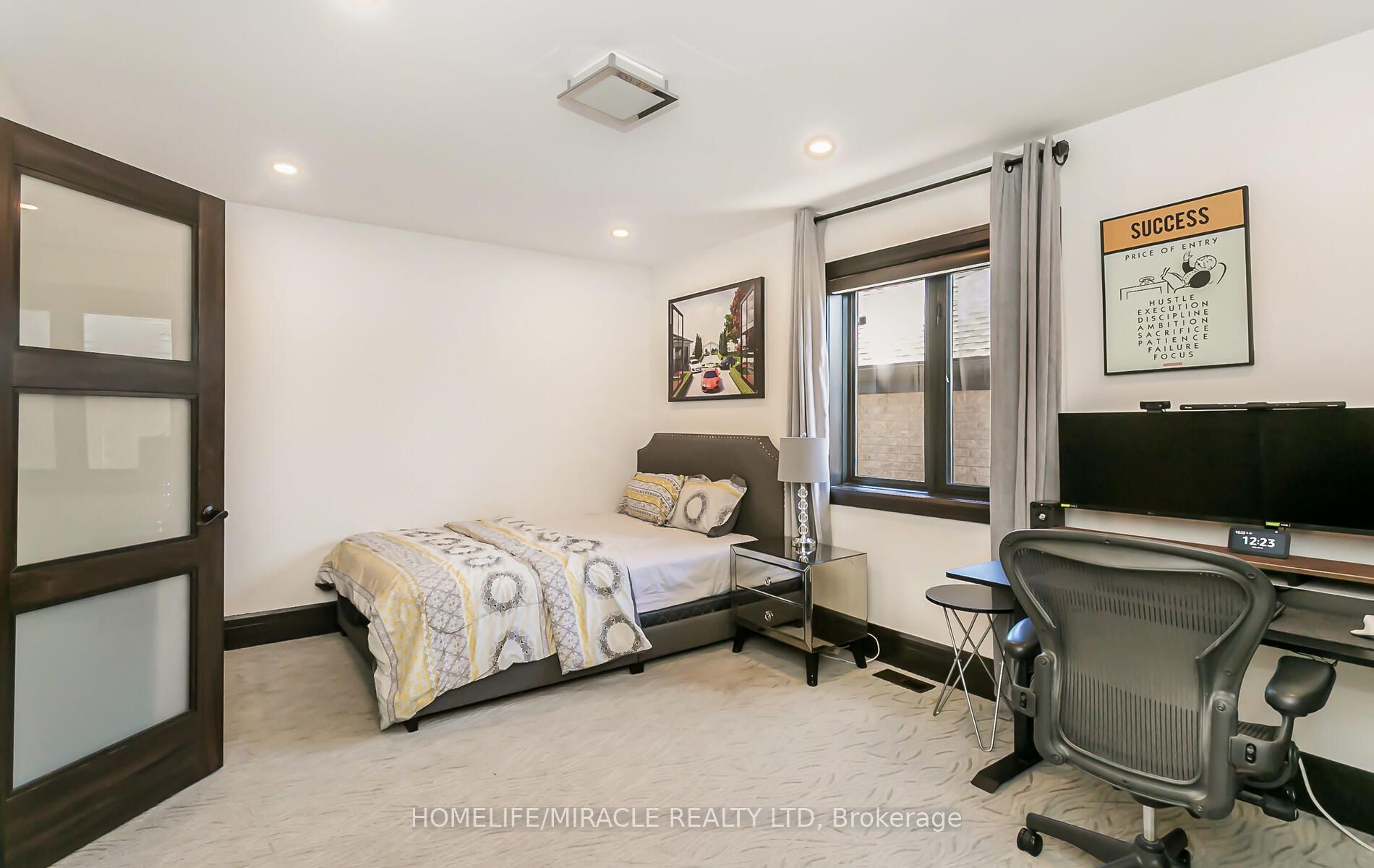 24 Jacob Gingrich Drive Property Photo 25