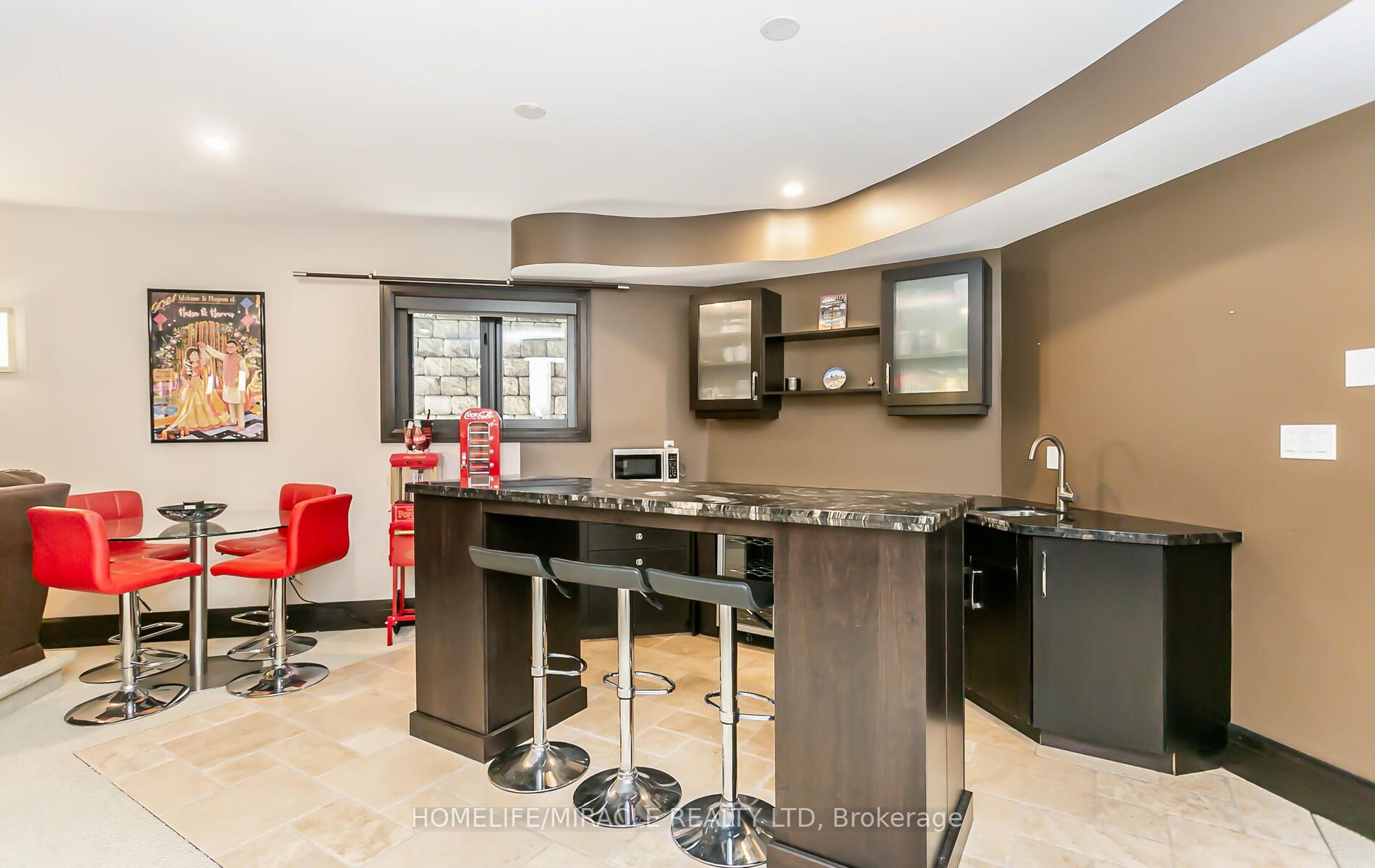 24 Jacob Gingrich Drive Property Photo 34