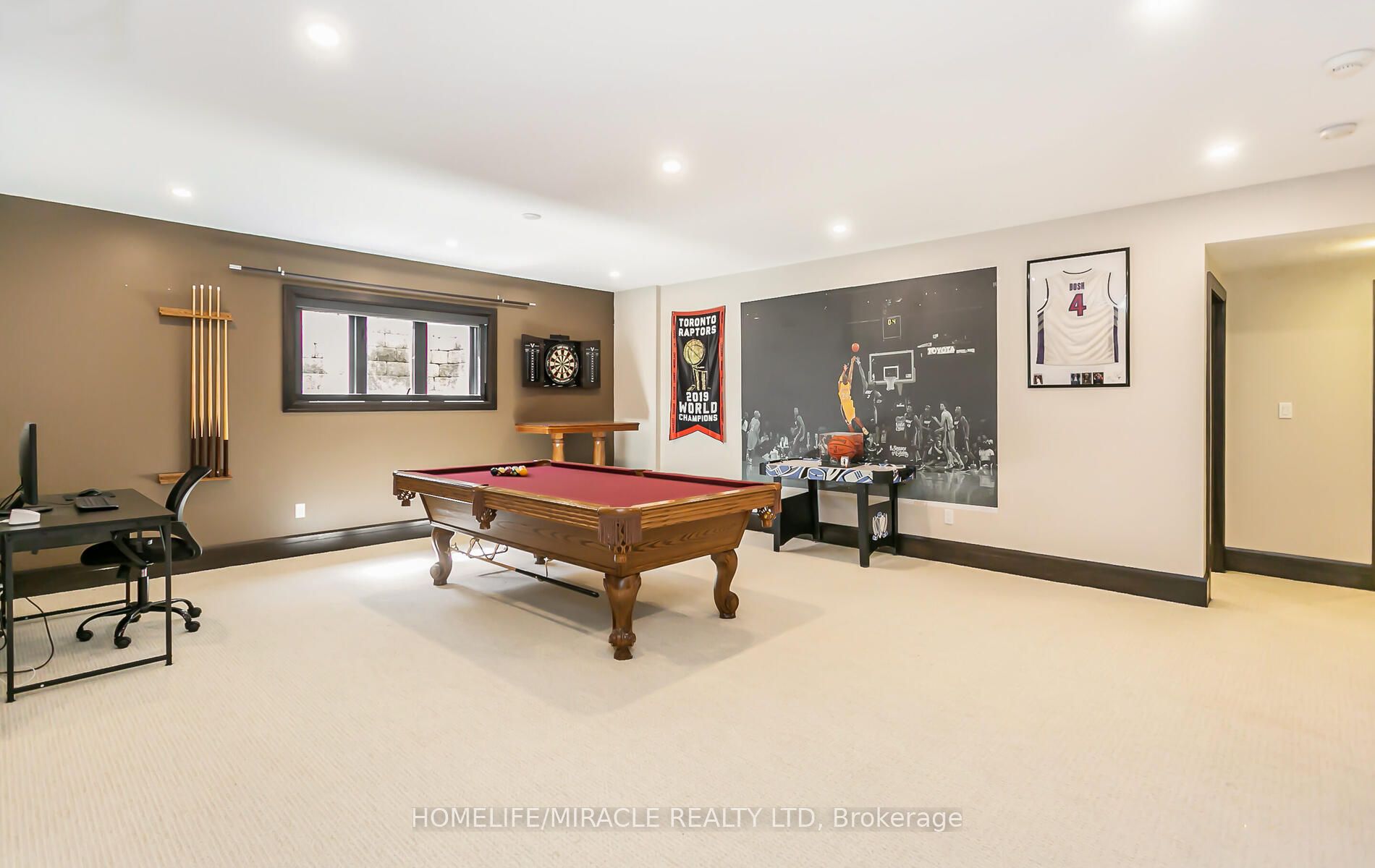 24 Jacob Gingrich Drive Property Photo 35