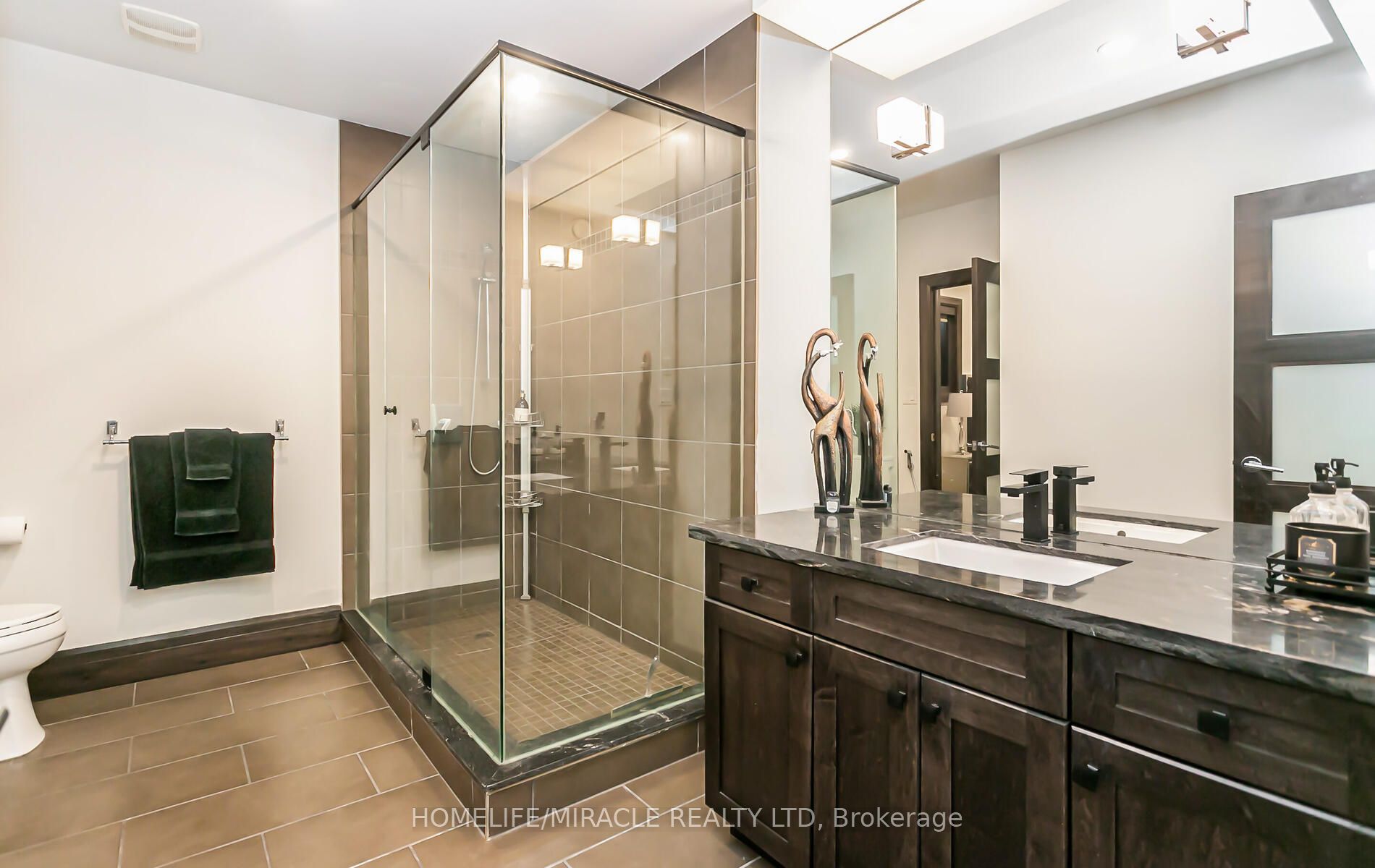 24 Jacob Gingrich Drive Property Photo 40