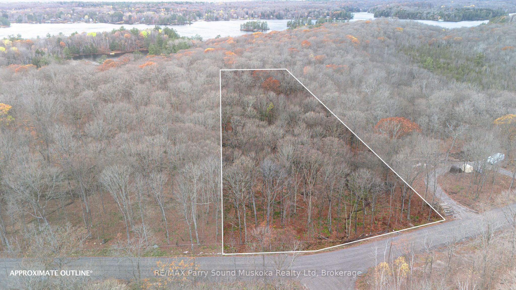 Part 7 Standing People Road Property Photo 1