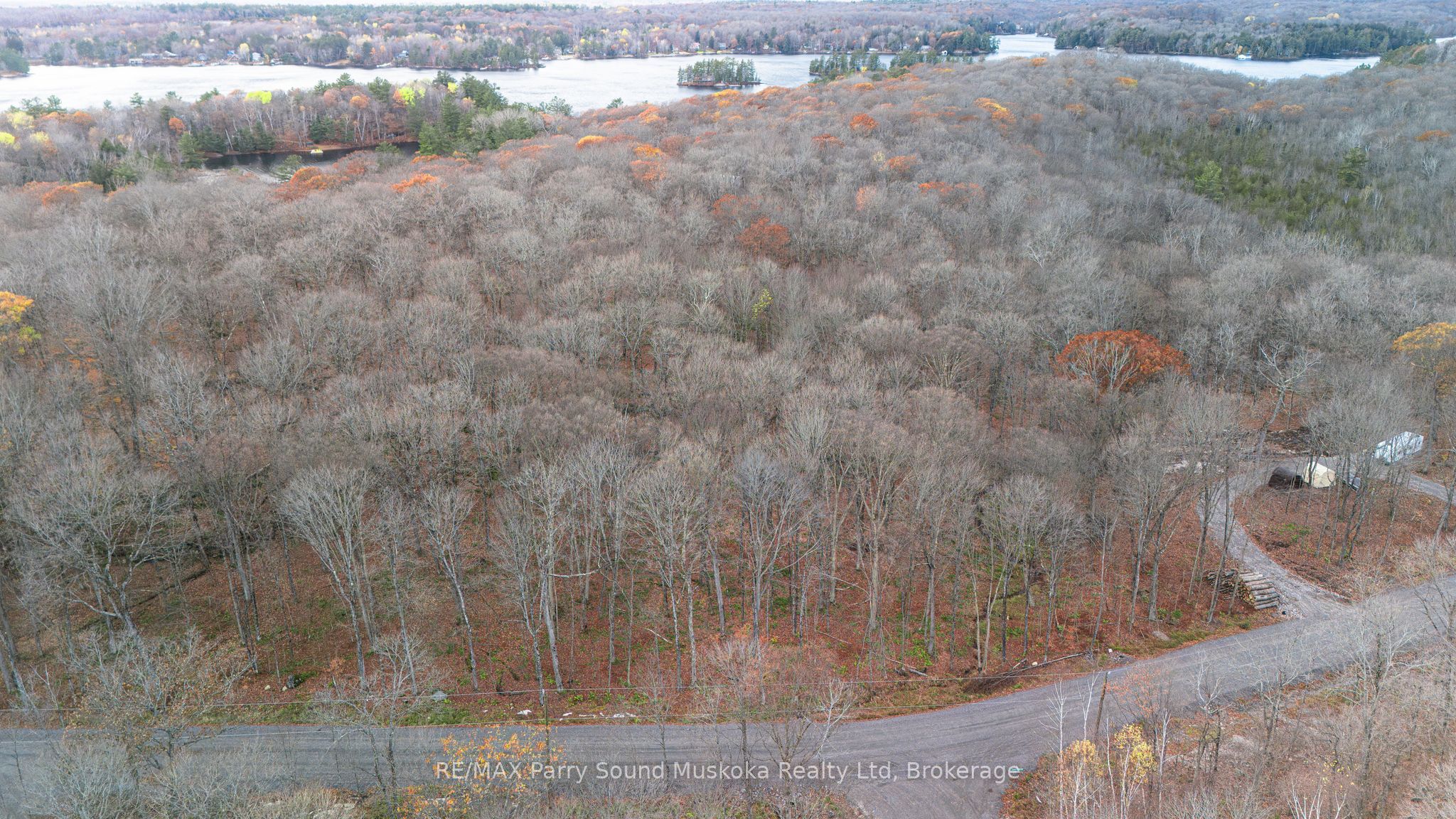 Part 7 Standing People Road Property Photo 6