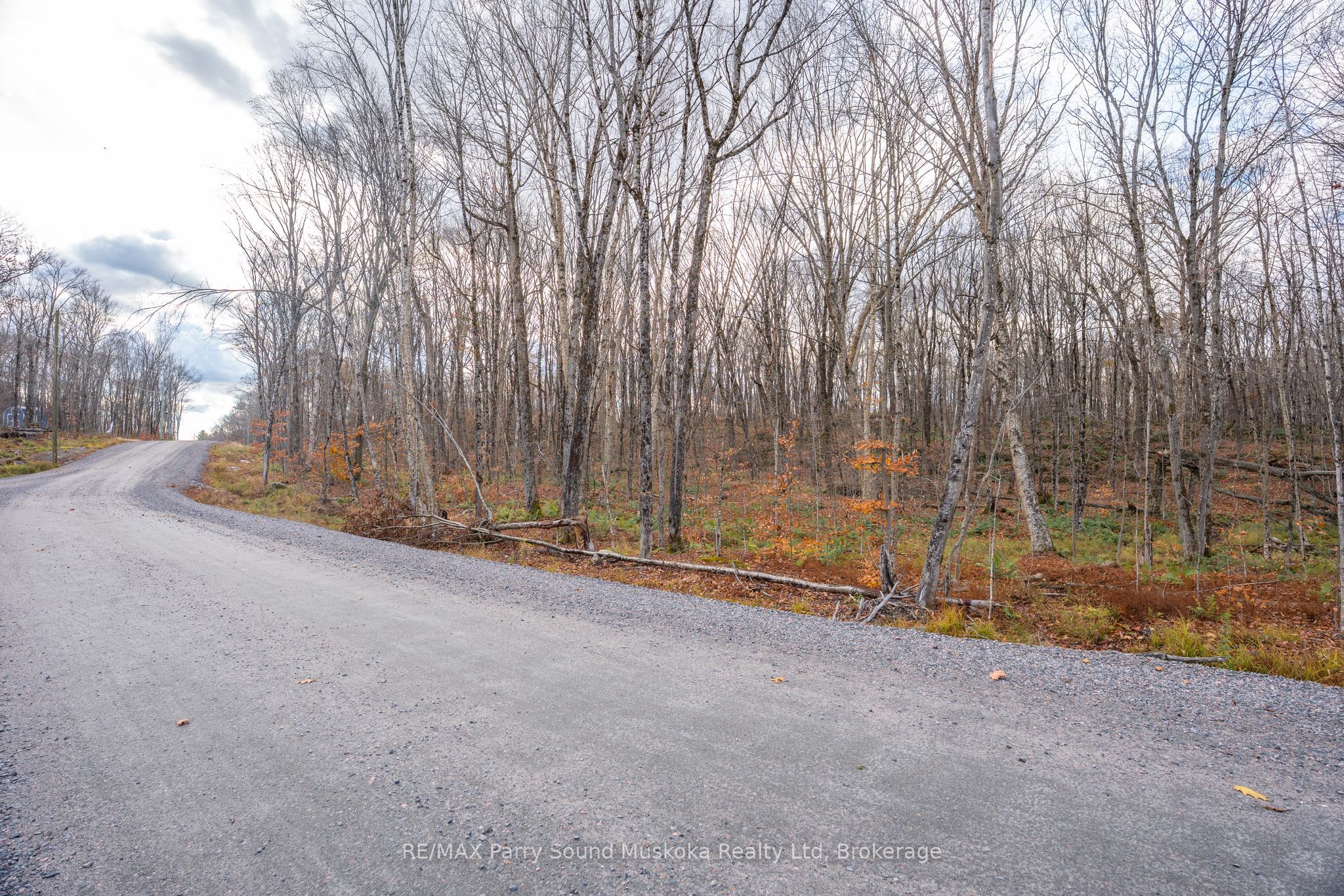 Part 7 Standing People Road Property Photo 16