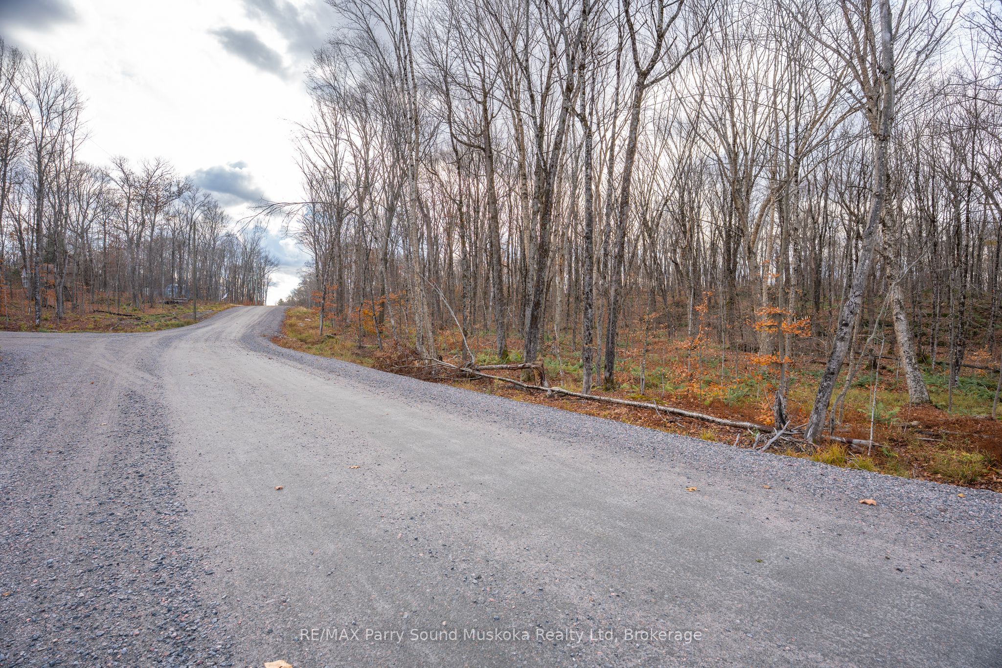 Part 7 Standing People Road Property Photo 18