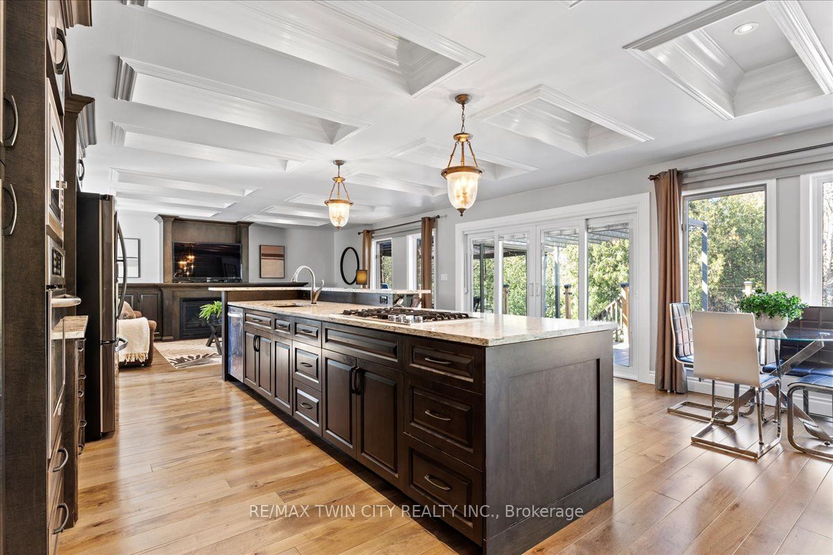 20 Grandy Lane Property Photo 14