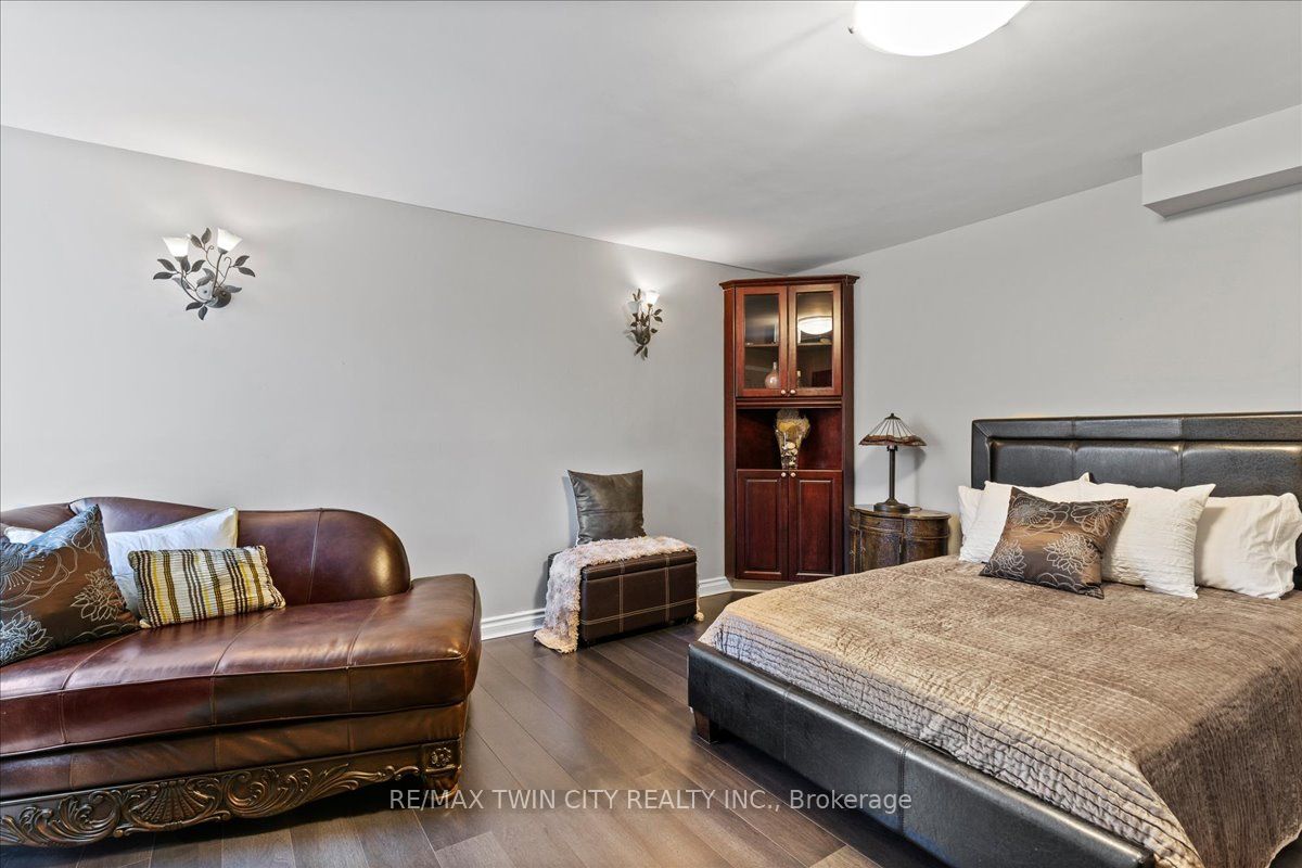 20 Grandy Lane Property Photo 34