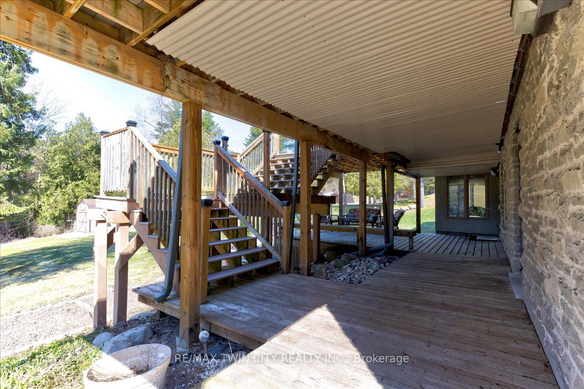 20 Grandy Lane Property Photo 37