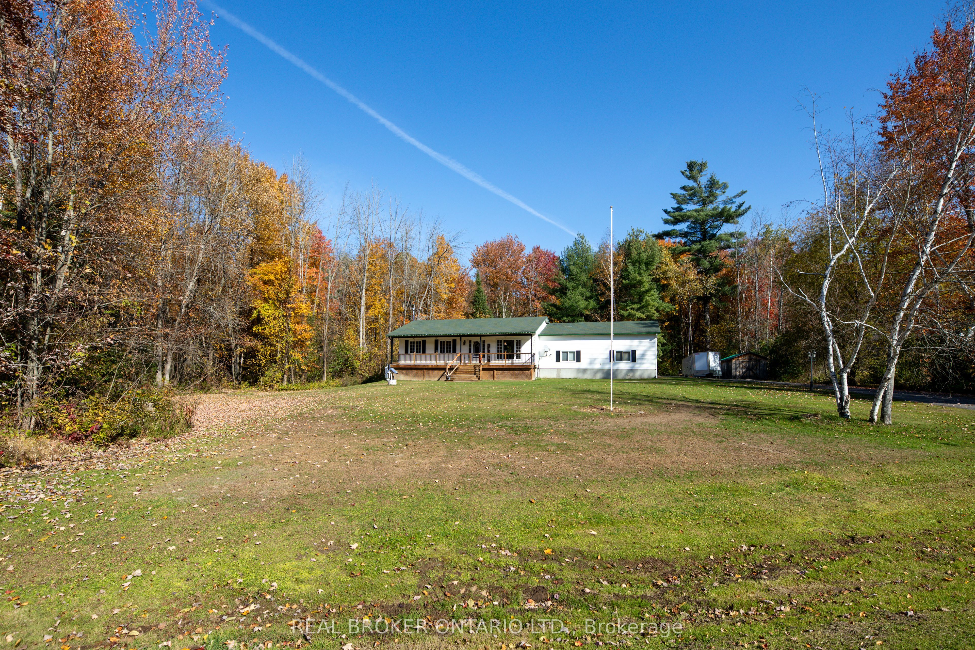 8 Benjamin Lane Property Photo 1