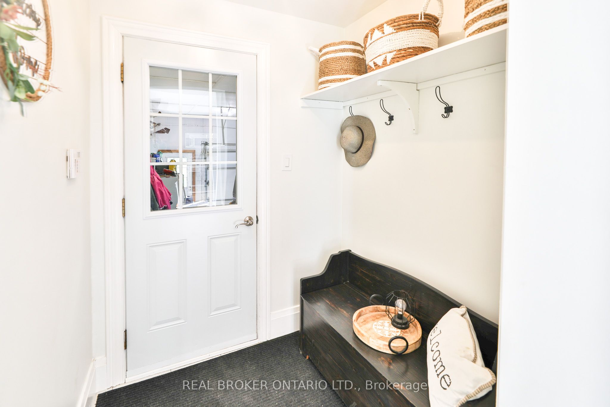 8 Benjamin Lane Property Photo 22