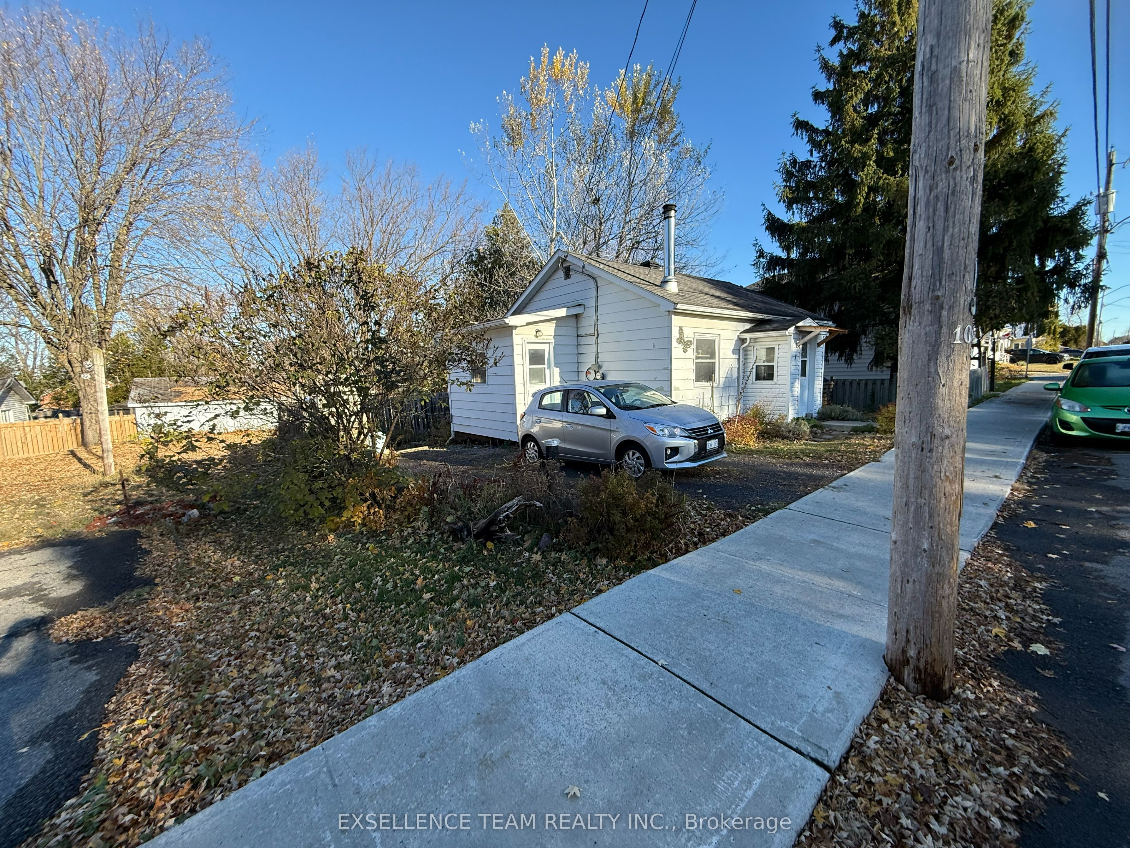 7 Mechanic Street E Property Photo 2