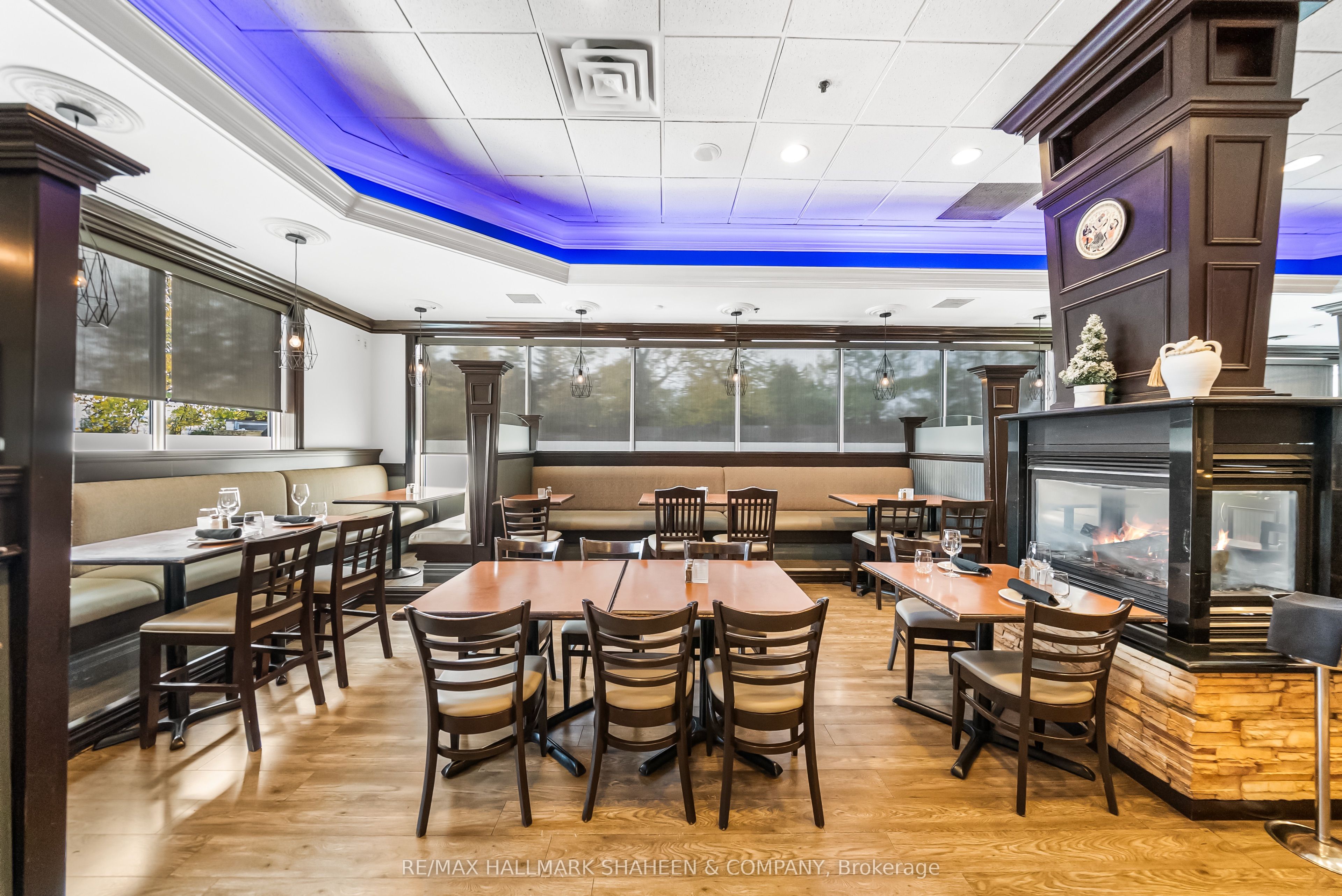 1400 Upper James Street 26 Property Photo 7