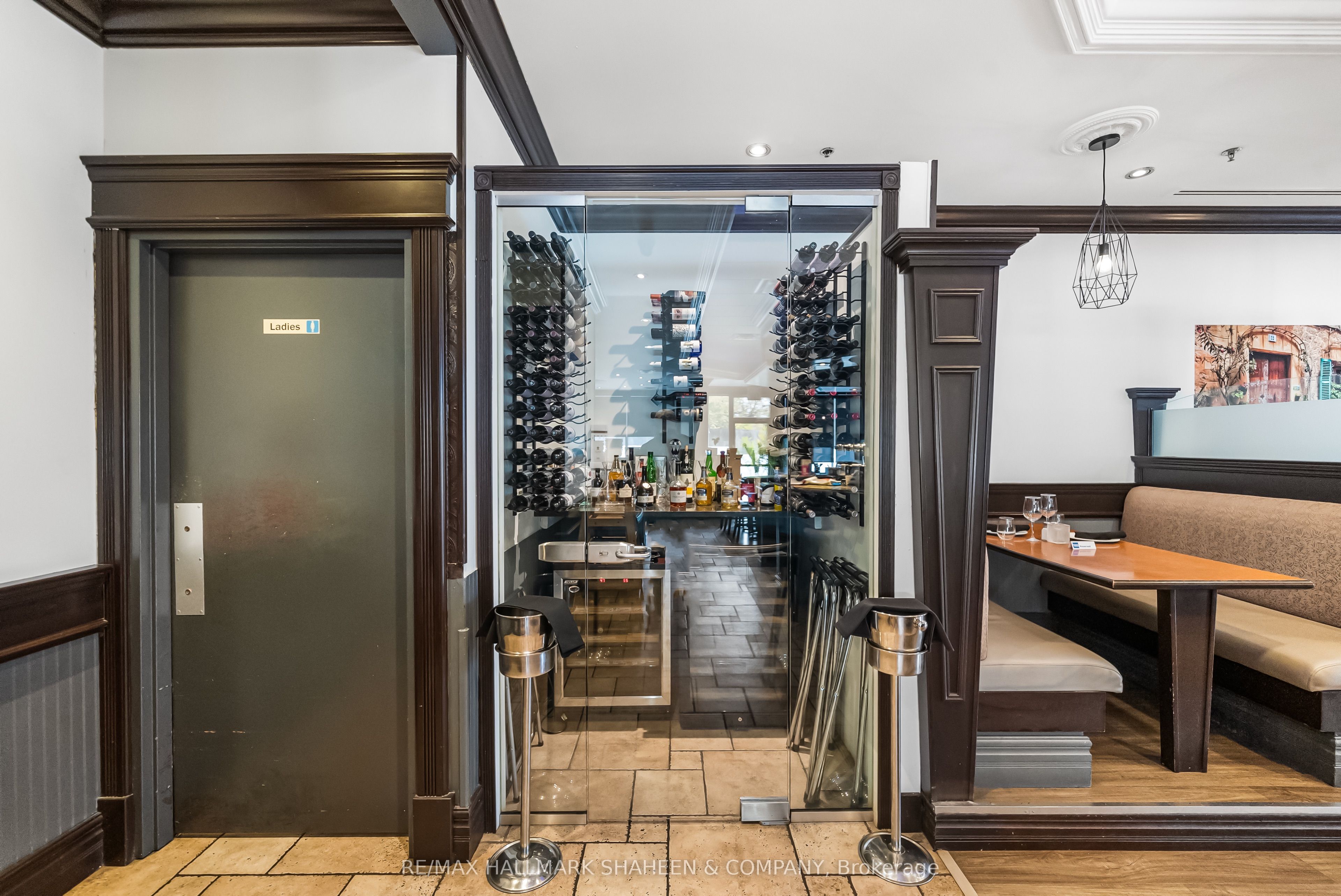 1400 Upper James Street 26 Property Photo 13