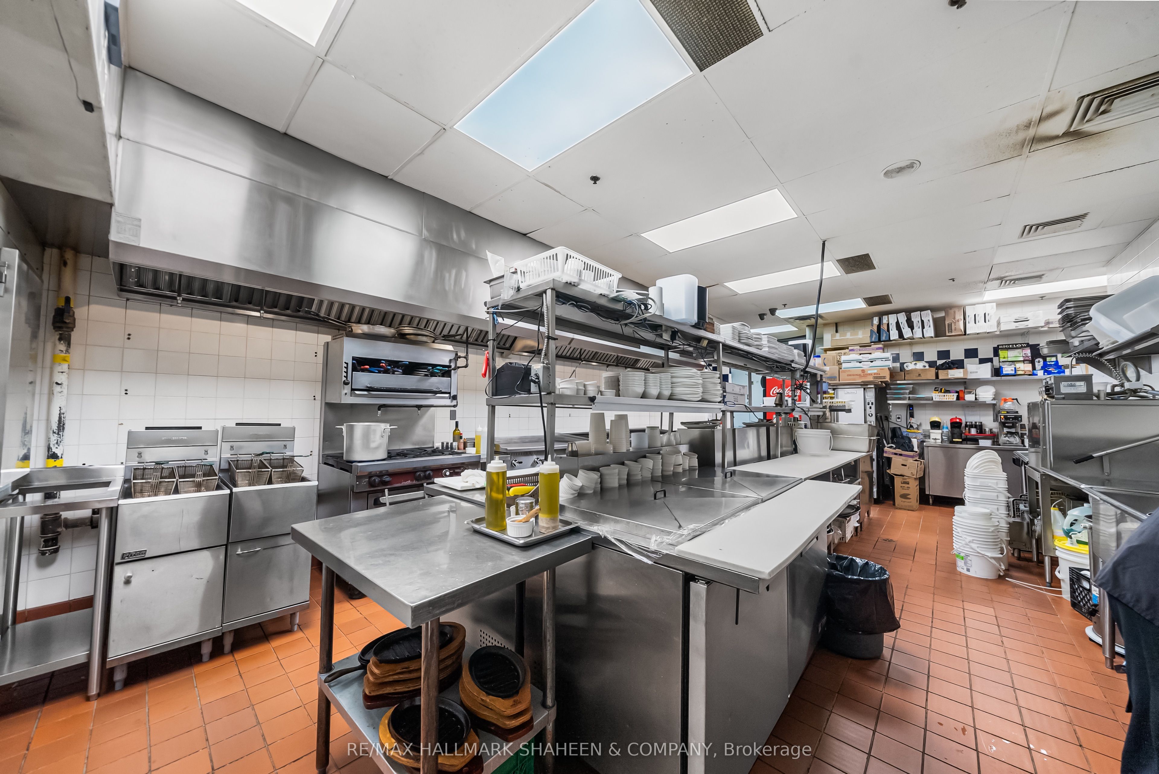 1400 Upper James Street 26 Property Photo 19