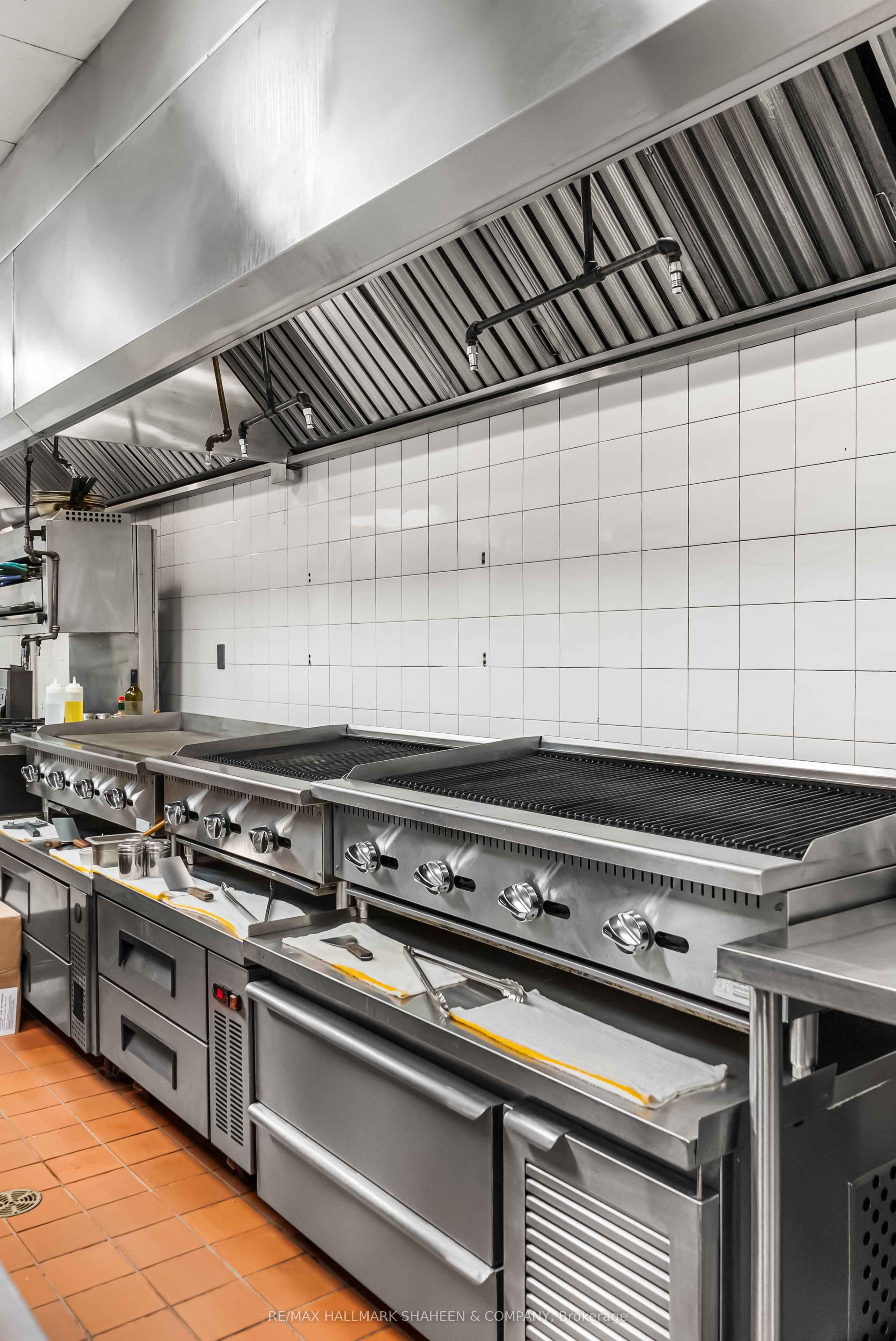 1400 Upper James Street 26 Property Photo 21