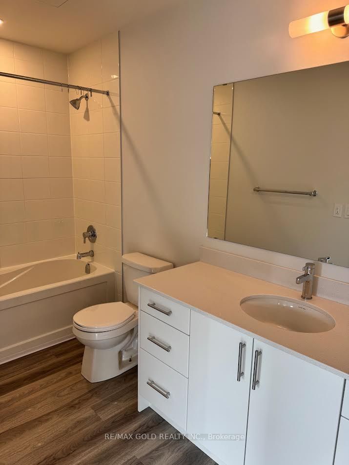 1100 Lackner Place Property Photo 3