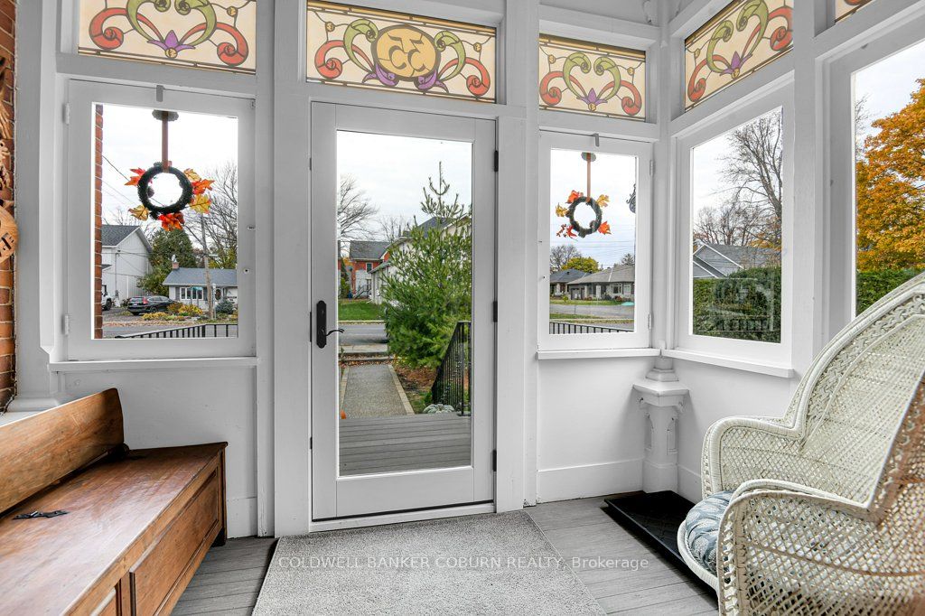 35 Lakeshore Drive Property Photo 3