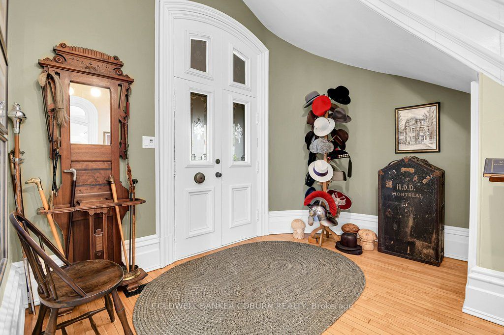 35 Lakeshore Drive Property Photo 4