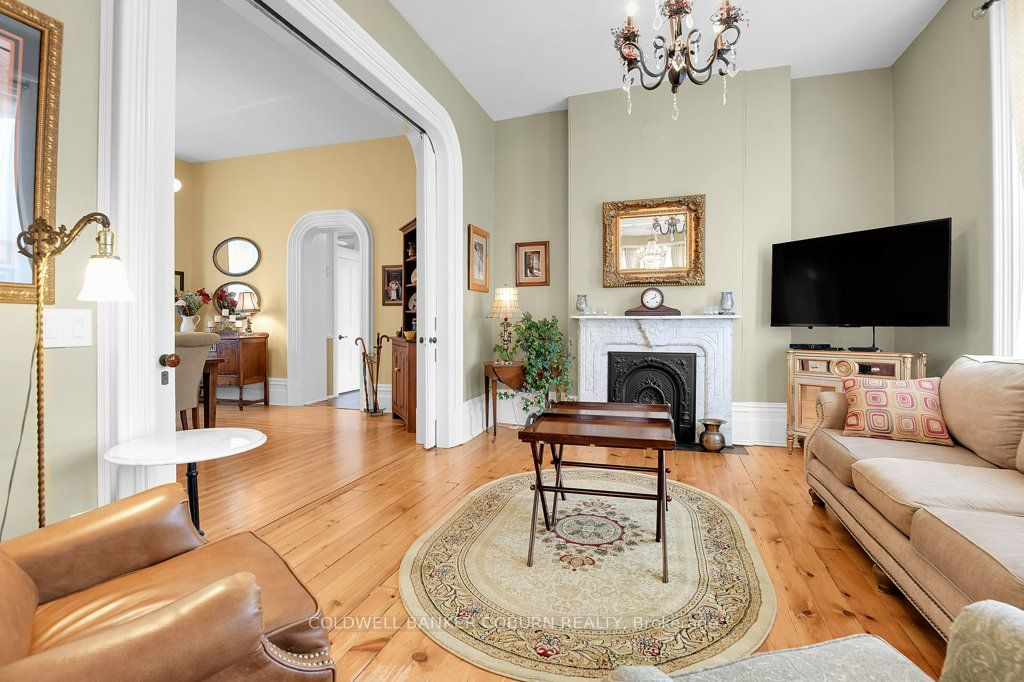 35 Lakeshore Drive Property Photo 9