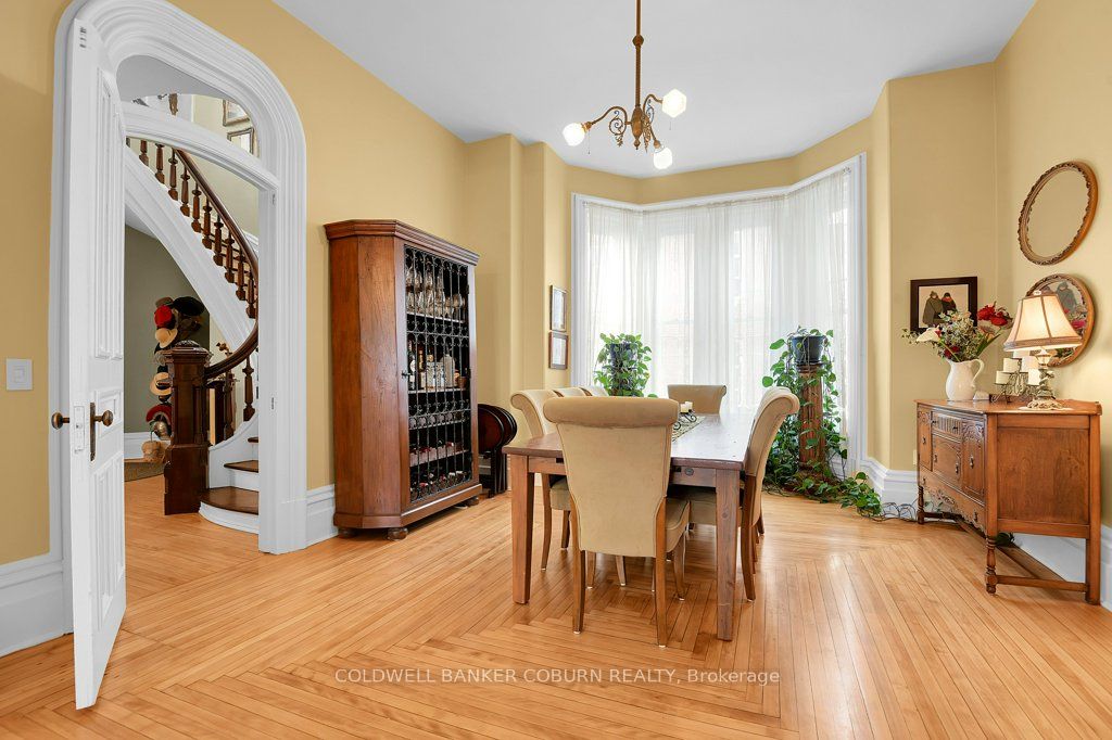 35 Lakeshore Drive Property Photo 10