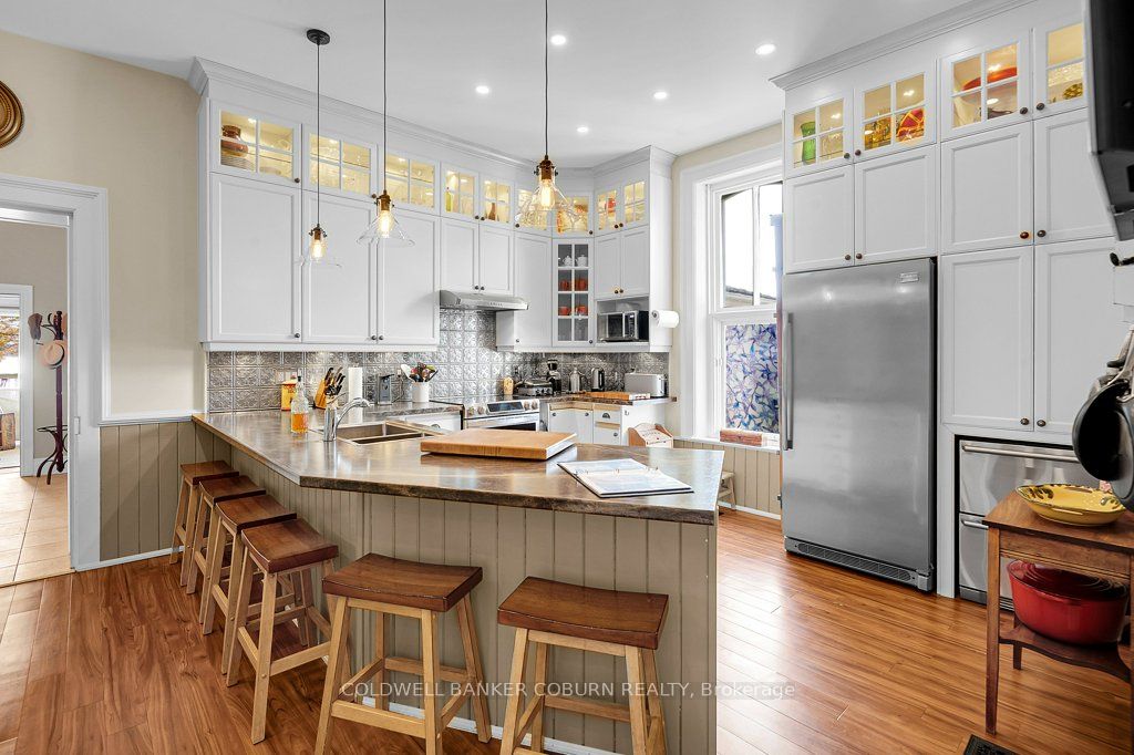 35 Lakeshore Drive Property Photo 12