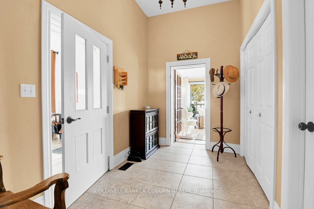 35 Lakeshore Drive Property Photo 14