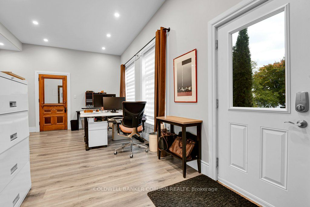 35 Lakeshore Drive Property Photo 17