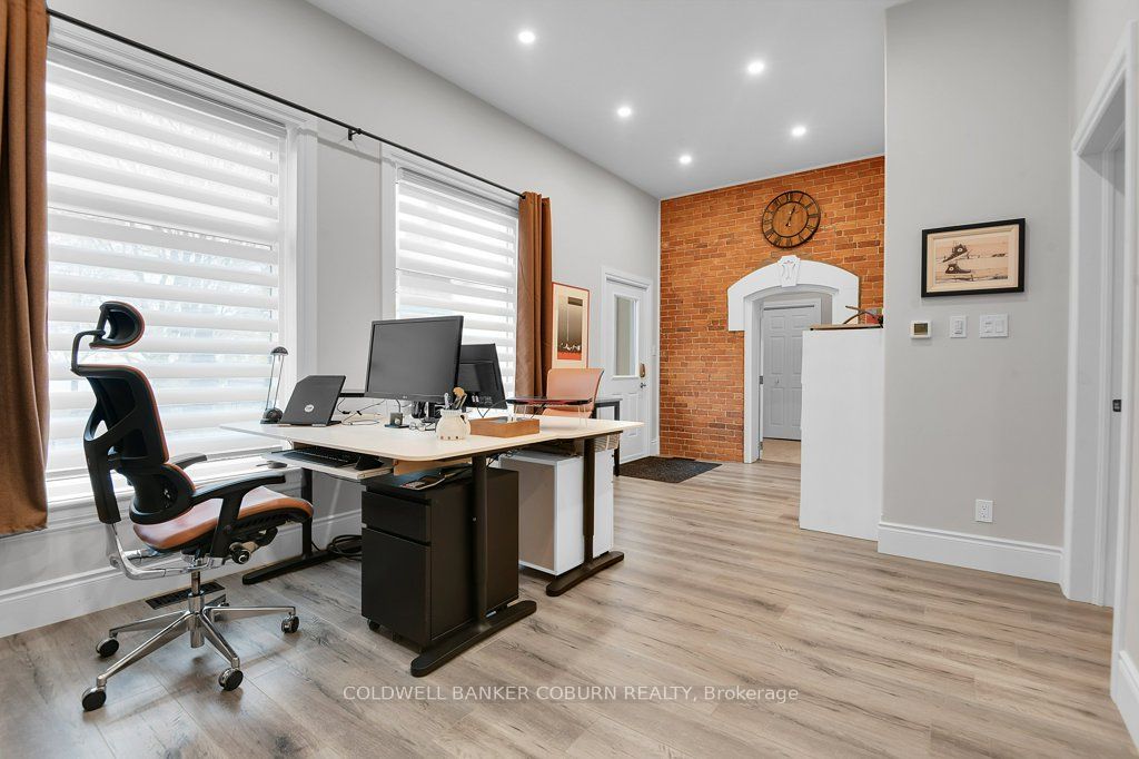 35 Lakeshore Drive Property Photo 18