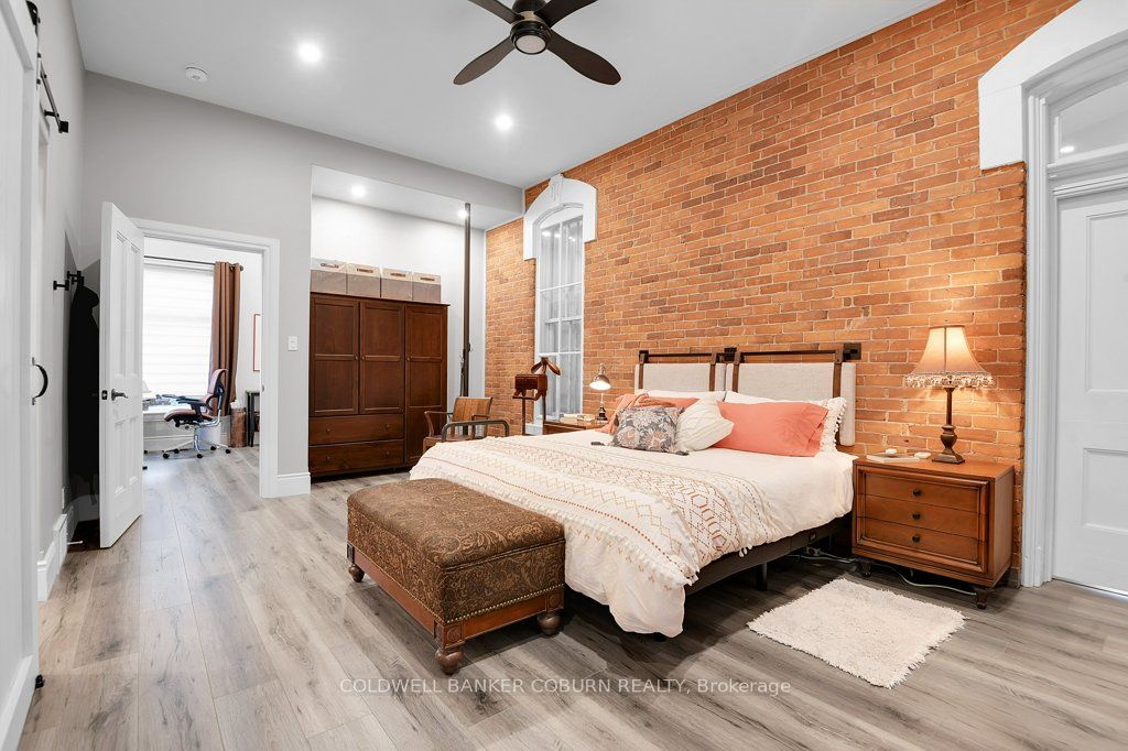 35 Lakeshore Drive Property Photo 20