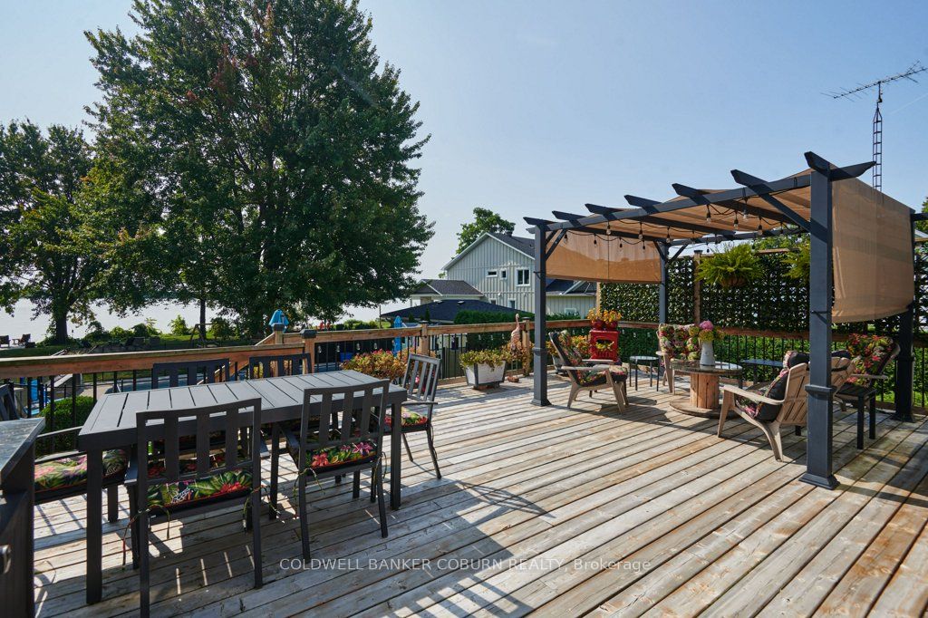 35 Lakeshore Drive Property Photo 42