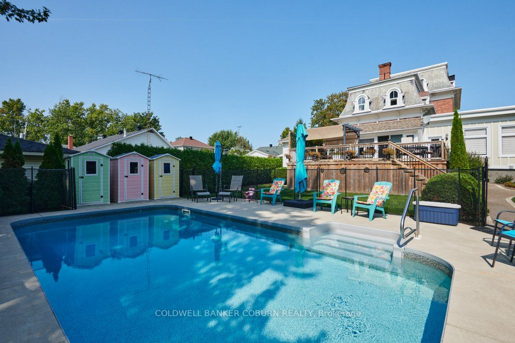 35 Lakeshore Drive Property Photo 45