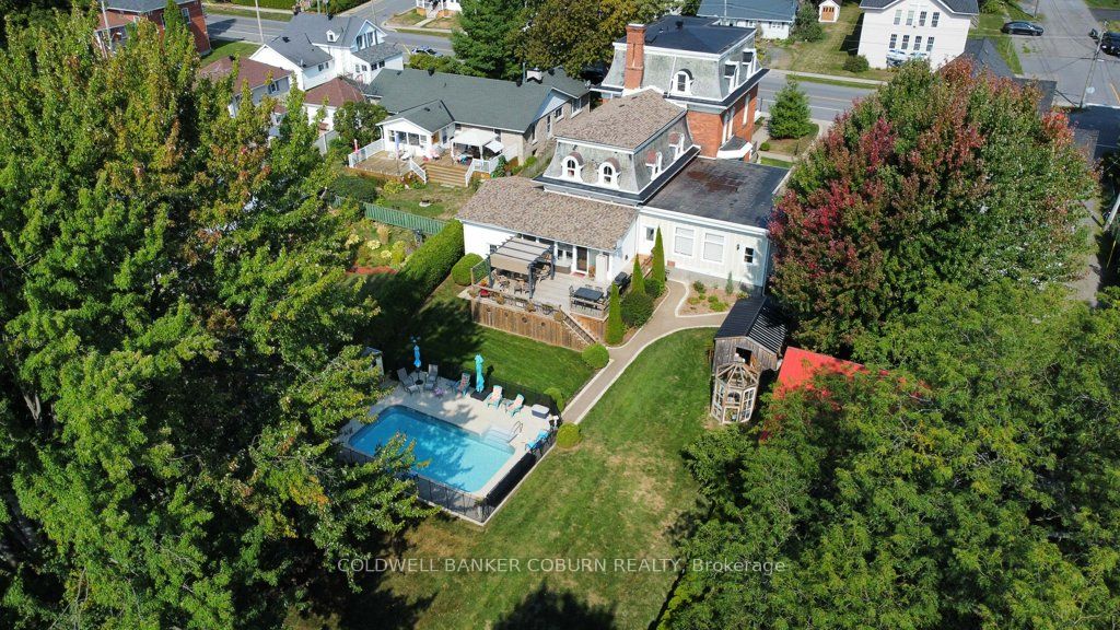 35 Lakeshore Drive Property Photo 48