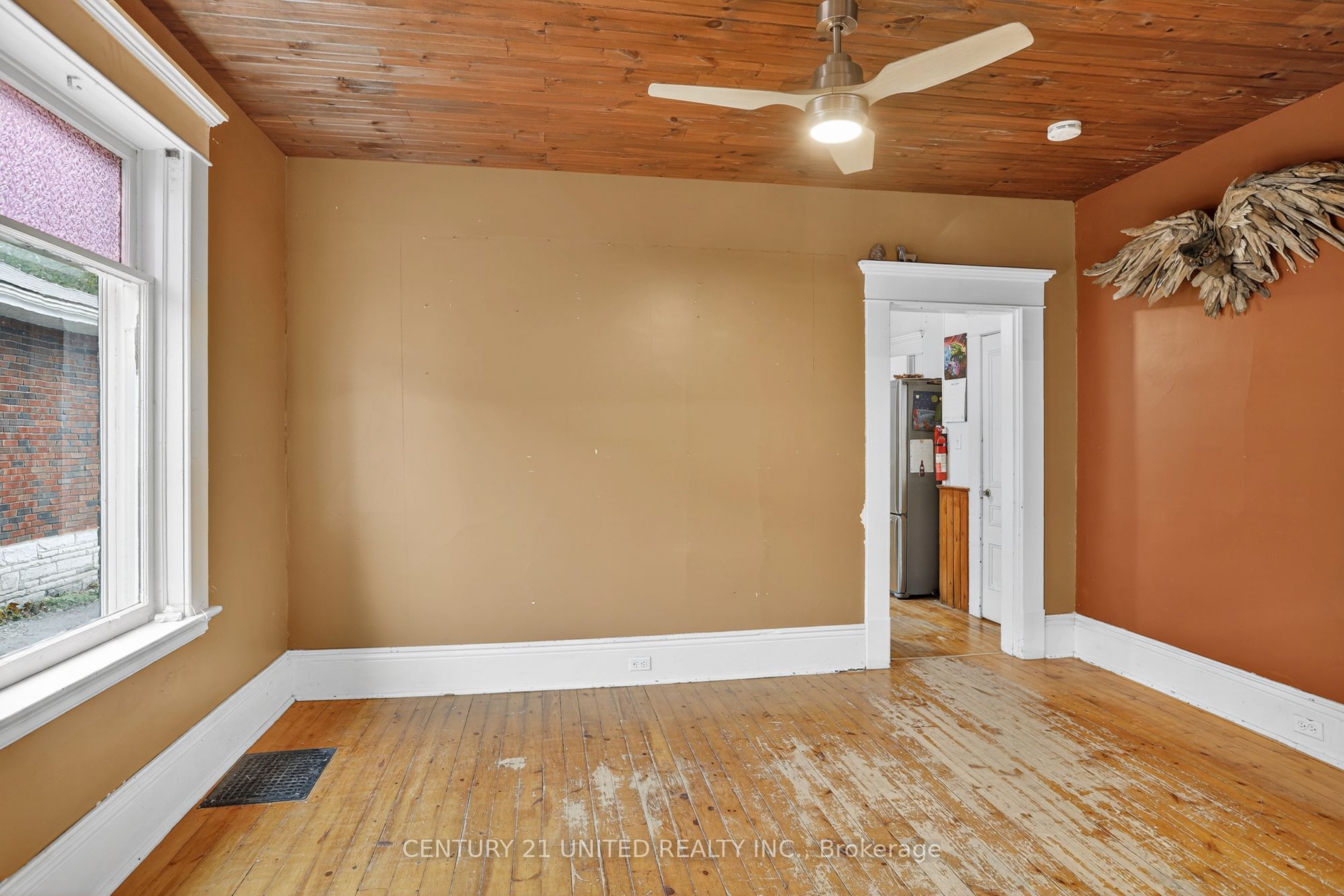 201 Romaine Street Property Photo 9
