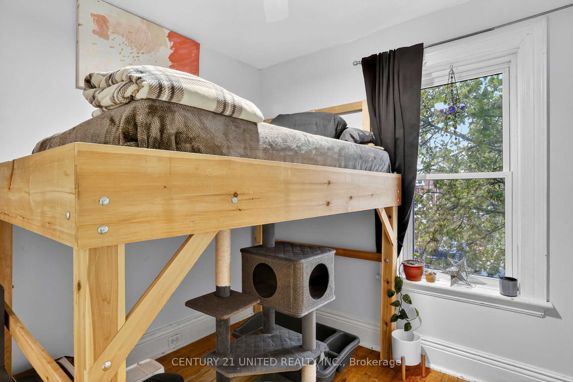 201 Romaine Street Property Photo 34