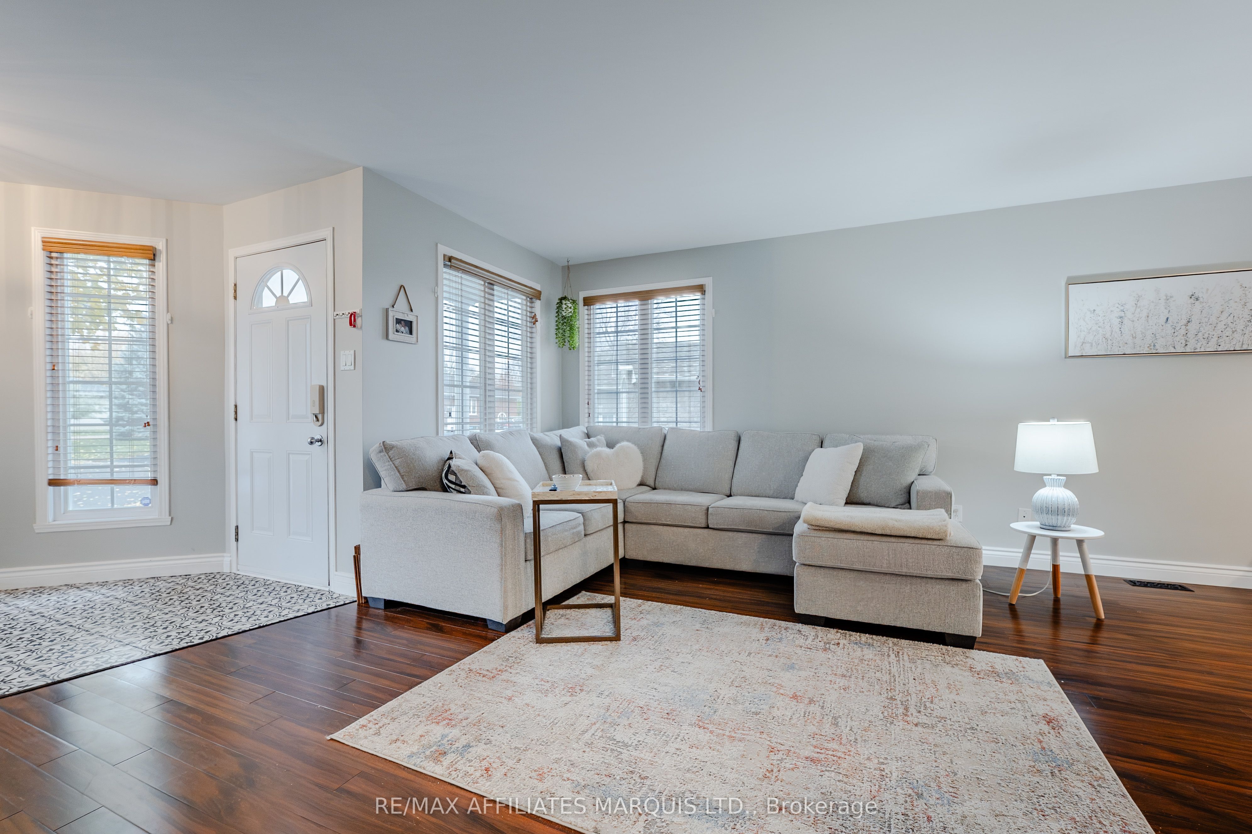 701 Robin Court Property Photo 8