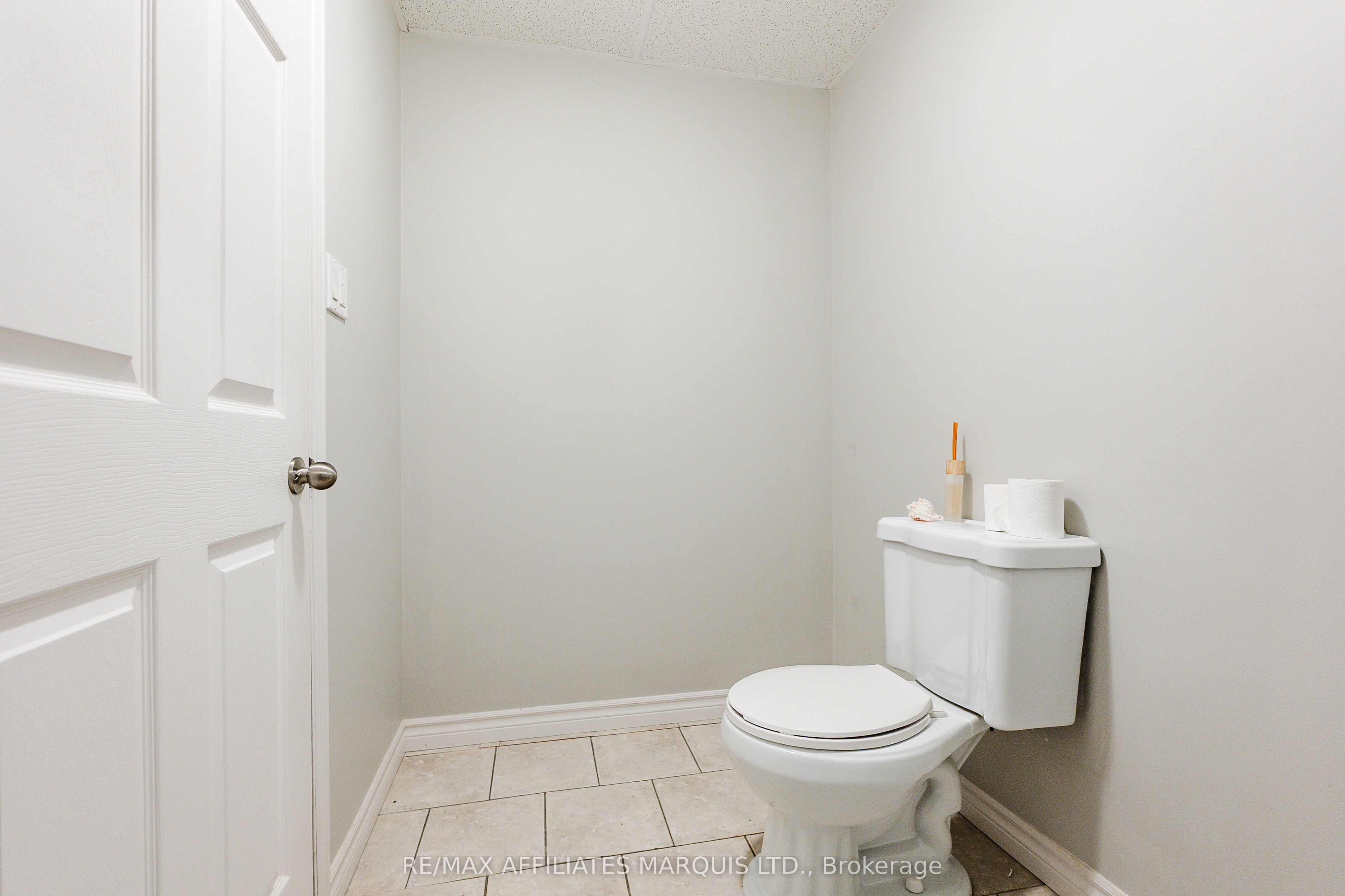 701 Robin Court Property Photo 34