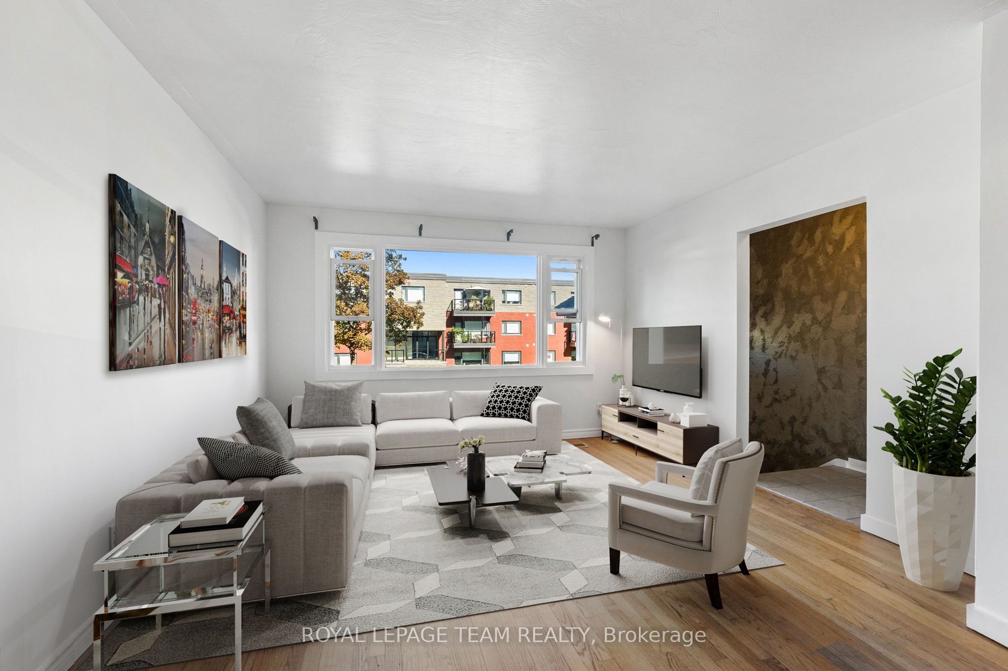 1308 Summerville Avenue Property Photo 13