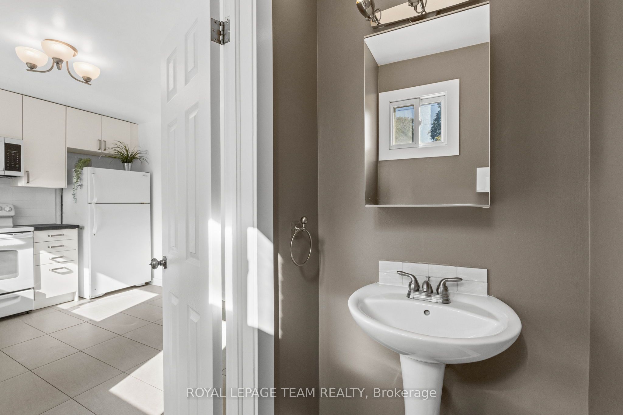 1308 Summerville Avenue Property Photo 19